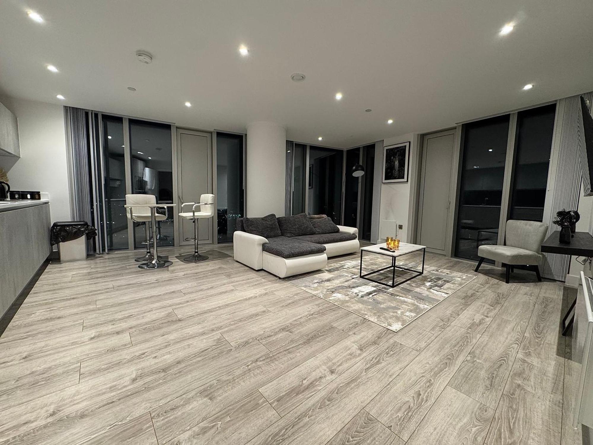 Luxury 2 Bed Penthouse With Stunning Views In Manchester City Centre Appartement *
