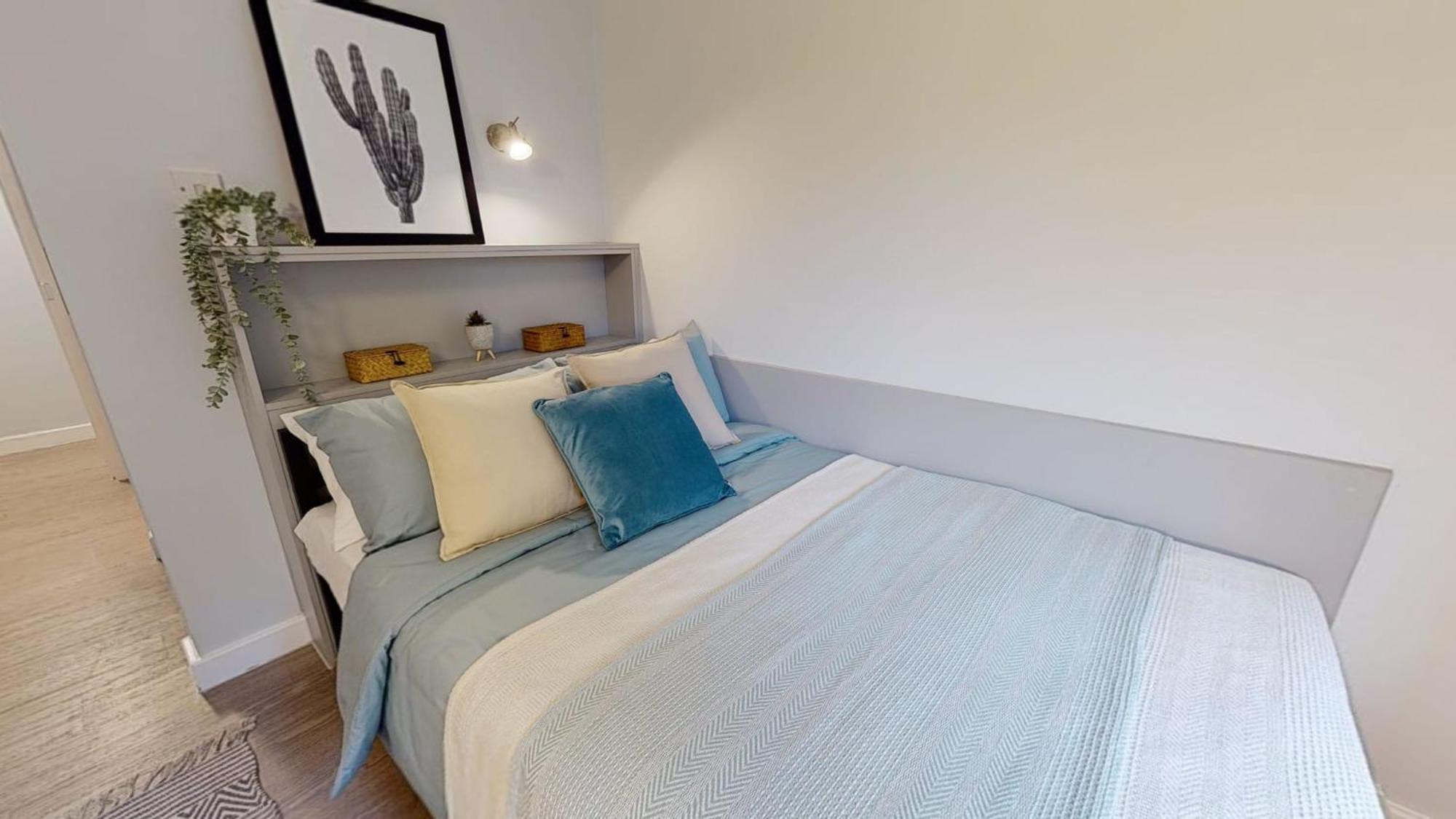 Experience Community Living At Daisy Bank In Mcr Centre