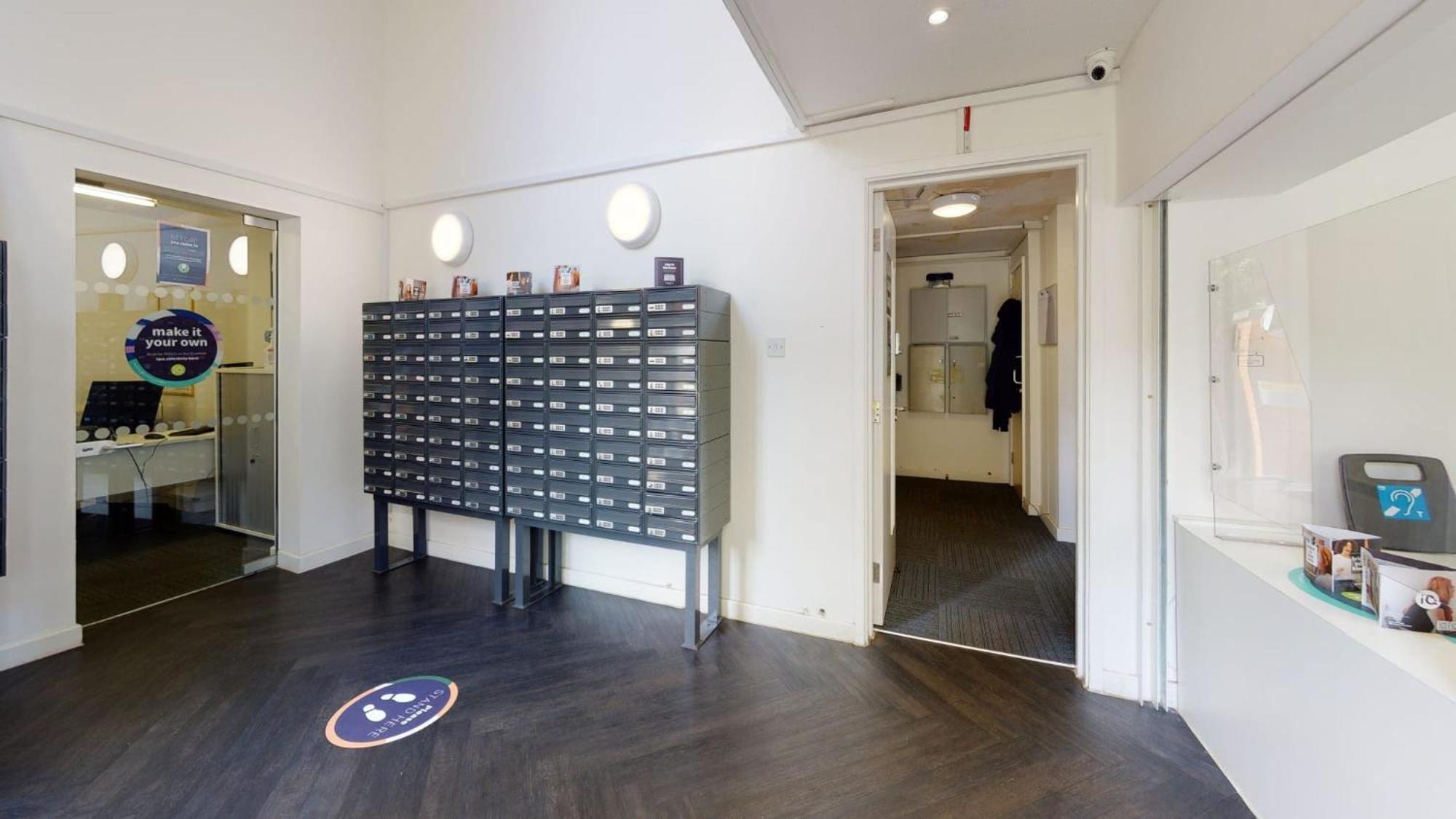 Experience Community Living At Daisy Bank In Mcr Centre *