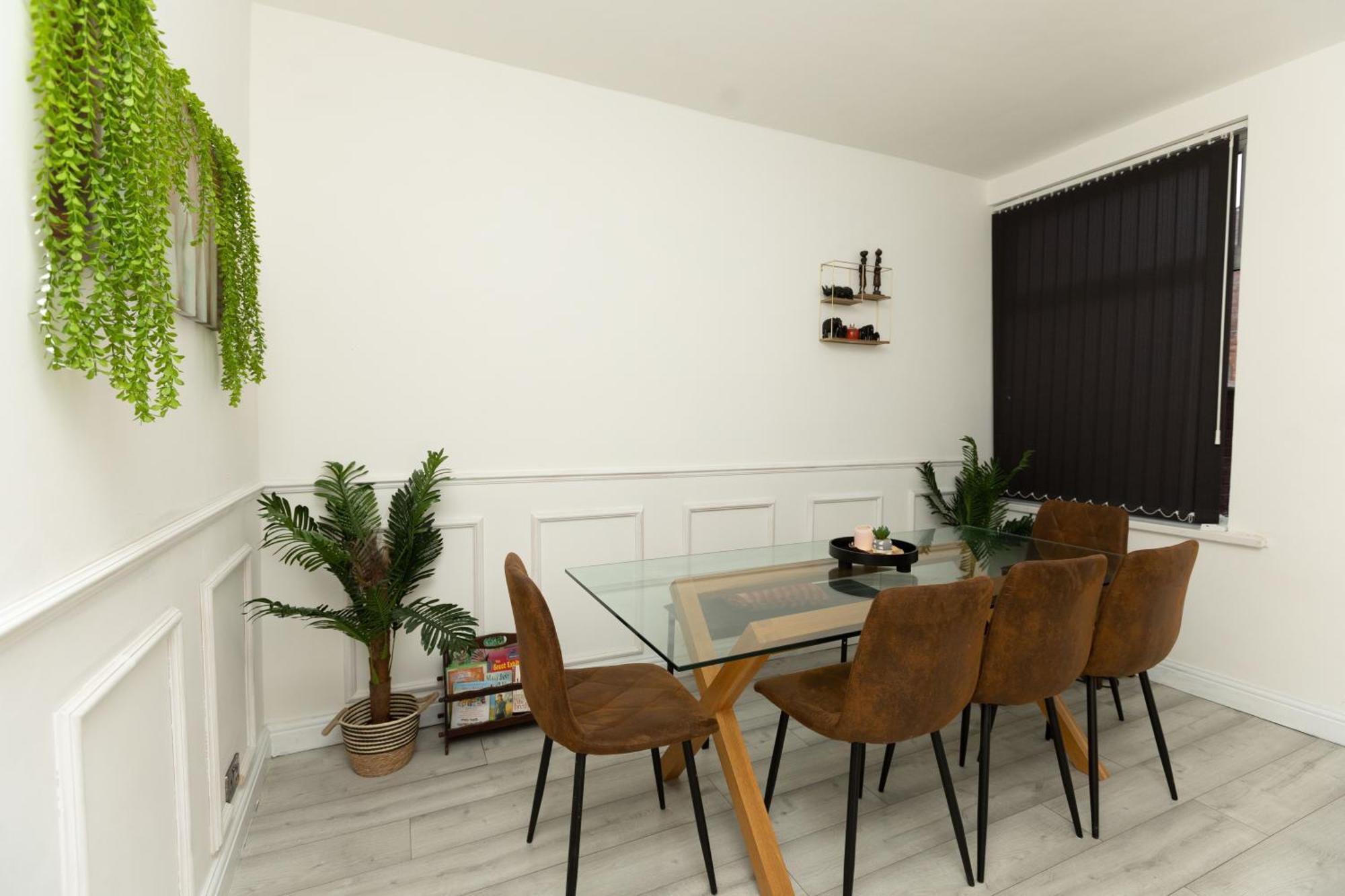 Holiday home Charming Victorian Retreat 4br House In Manchester