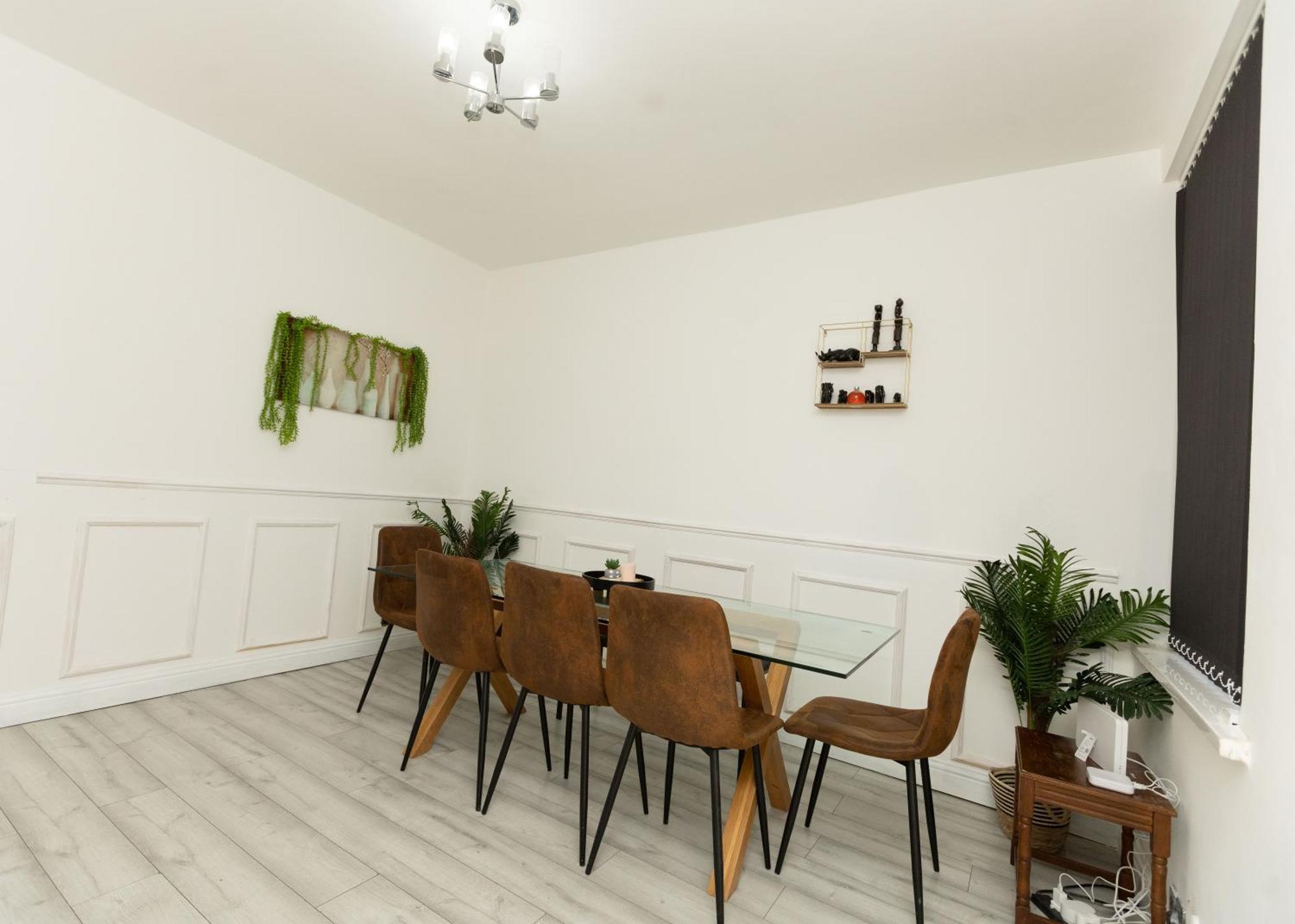 Charming Victorian Retreat 4br House In * Manchester