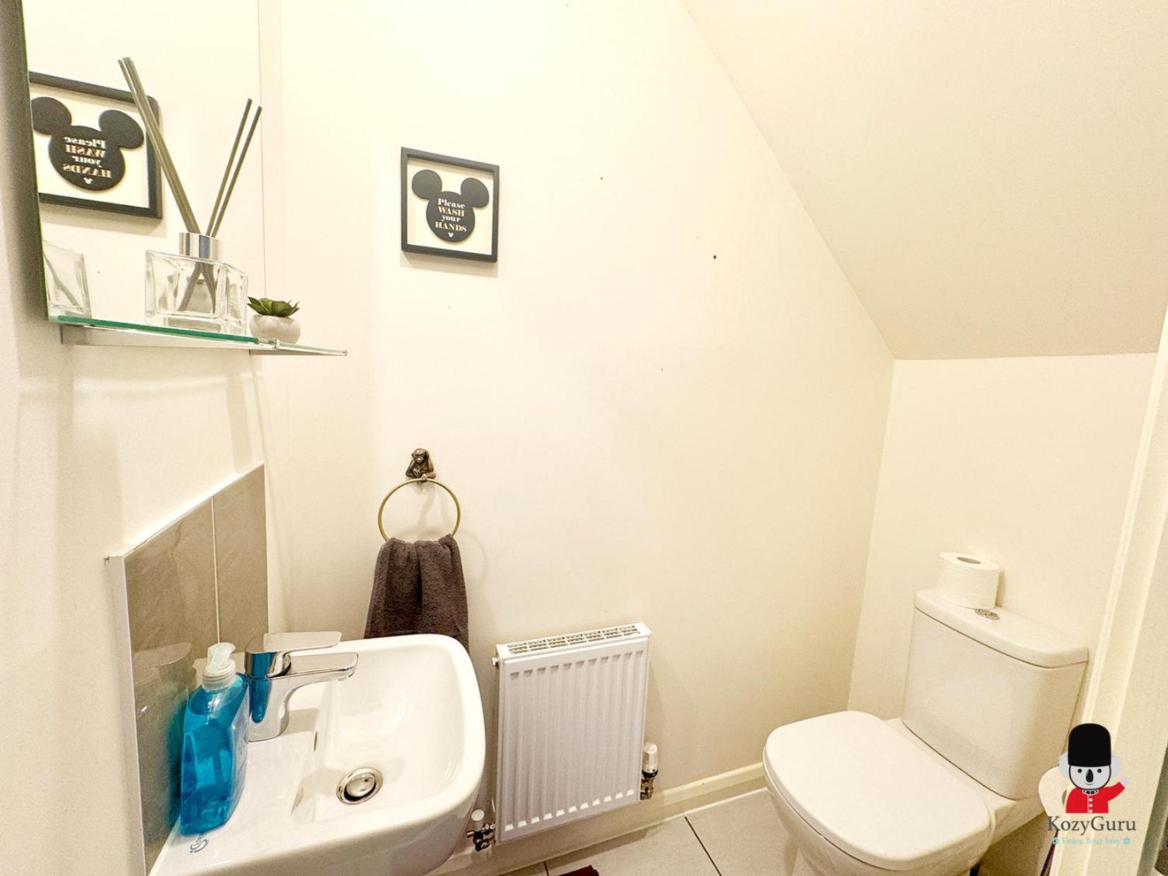 Kozyguru Coop Live 3br Hse With Parking Holiday home *