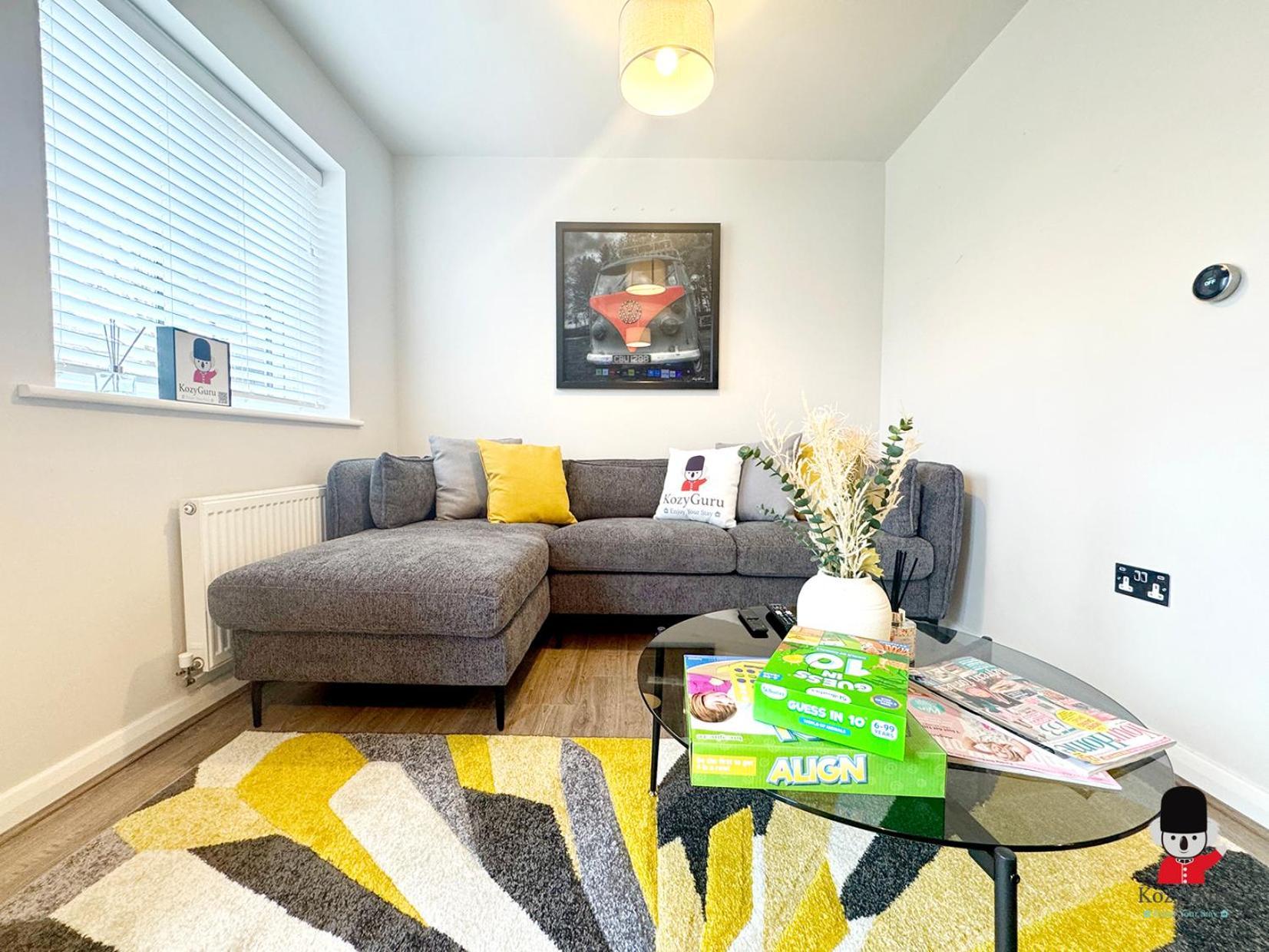 Kozyguru Coop Live 3br Hse With Parking *