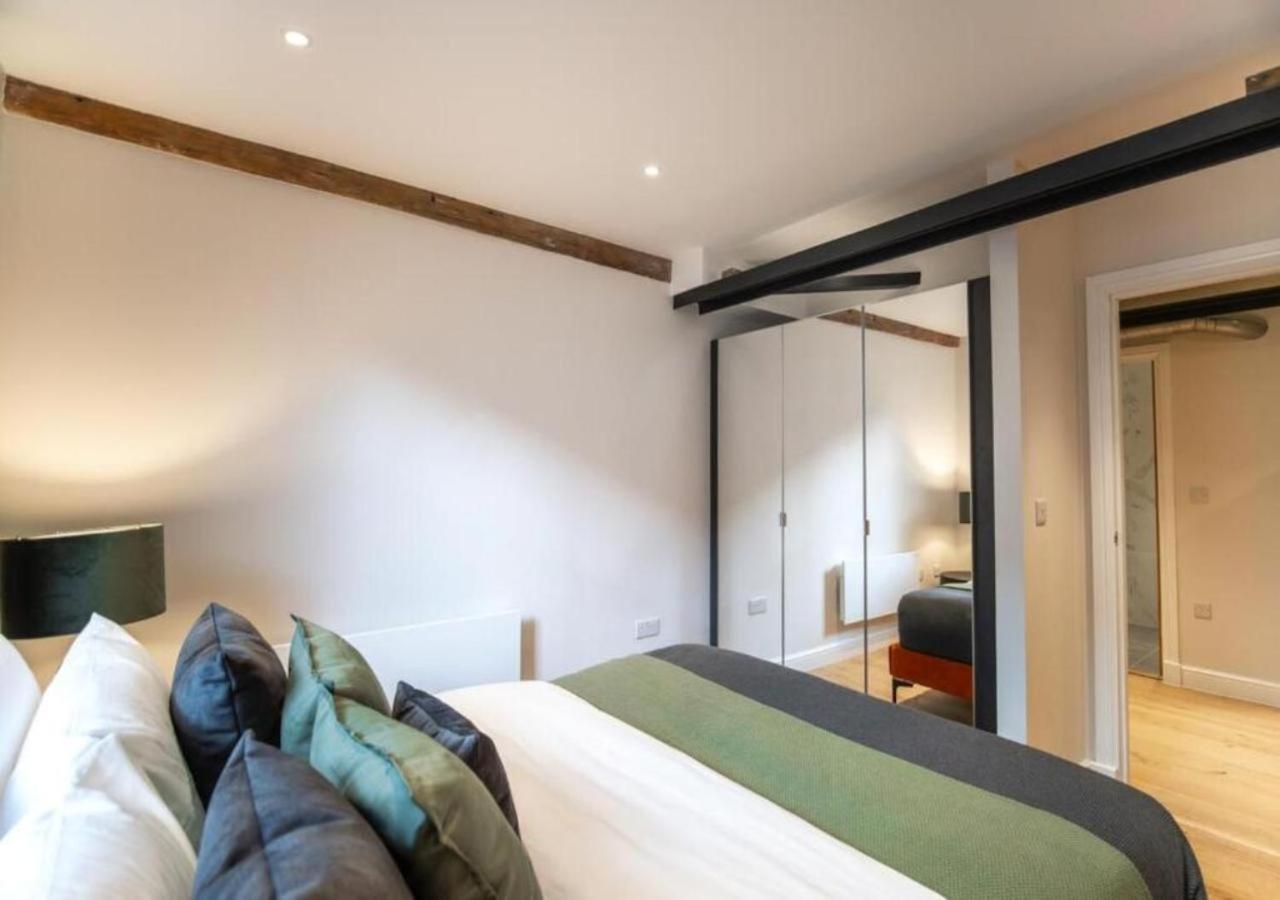 Apartment Depot By The Heim Residences