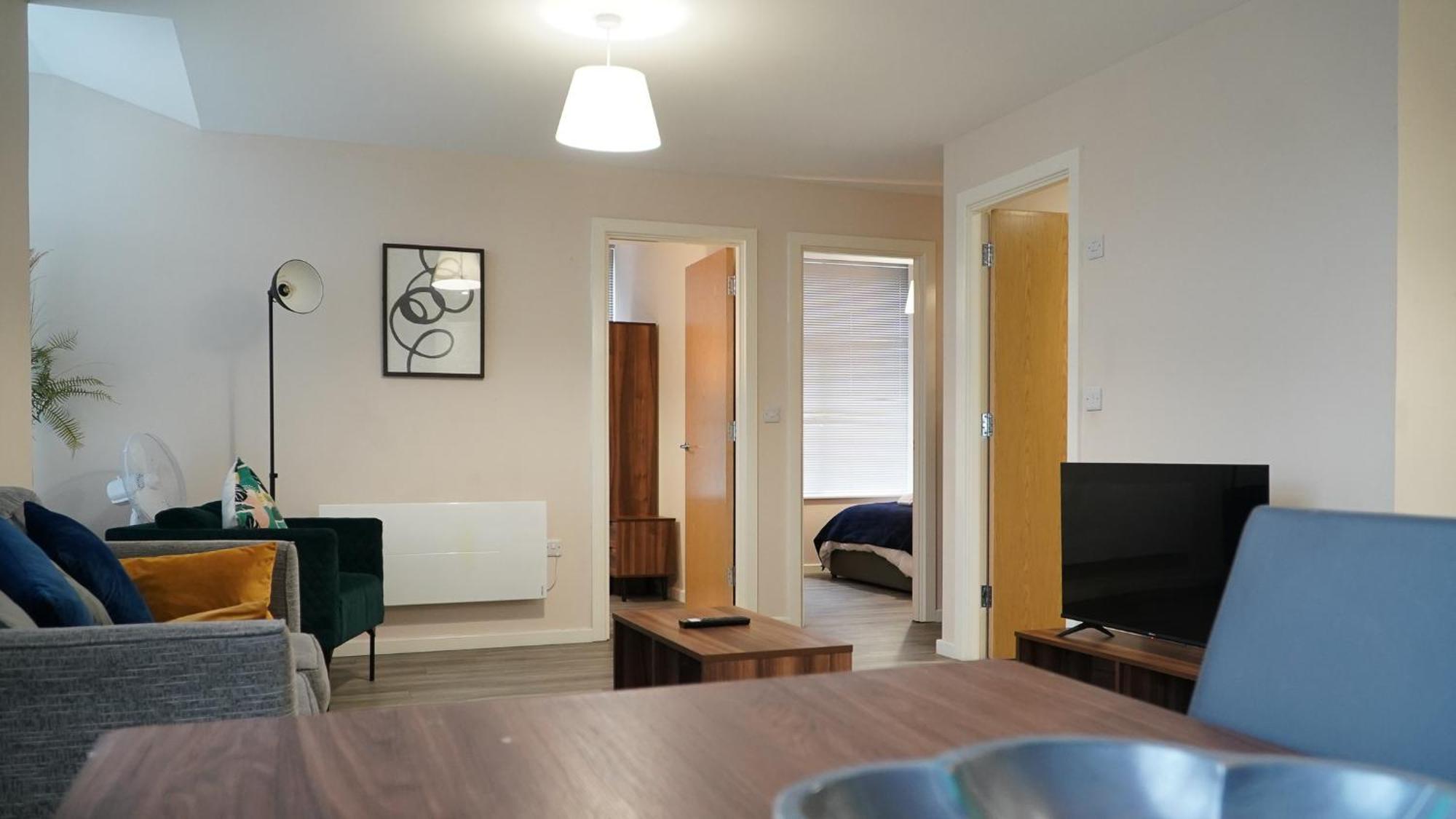 Apartment With 2 Parking Spaces! *