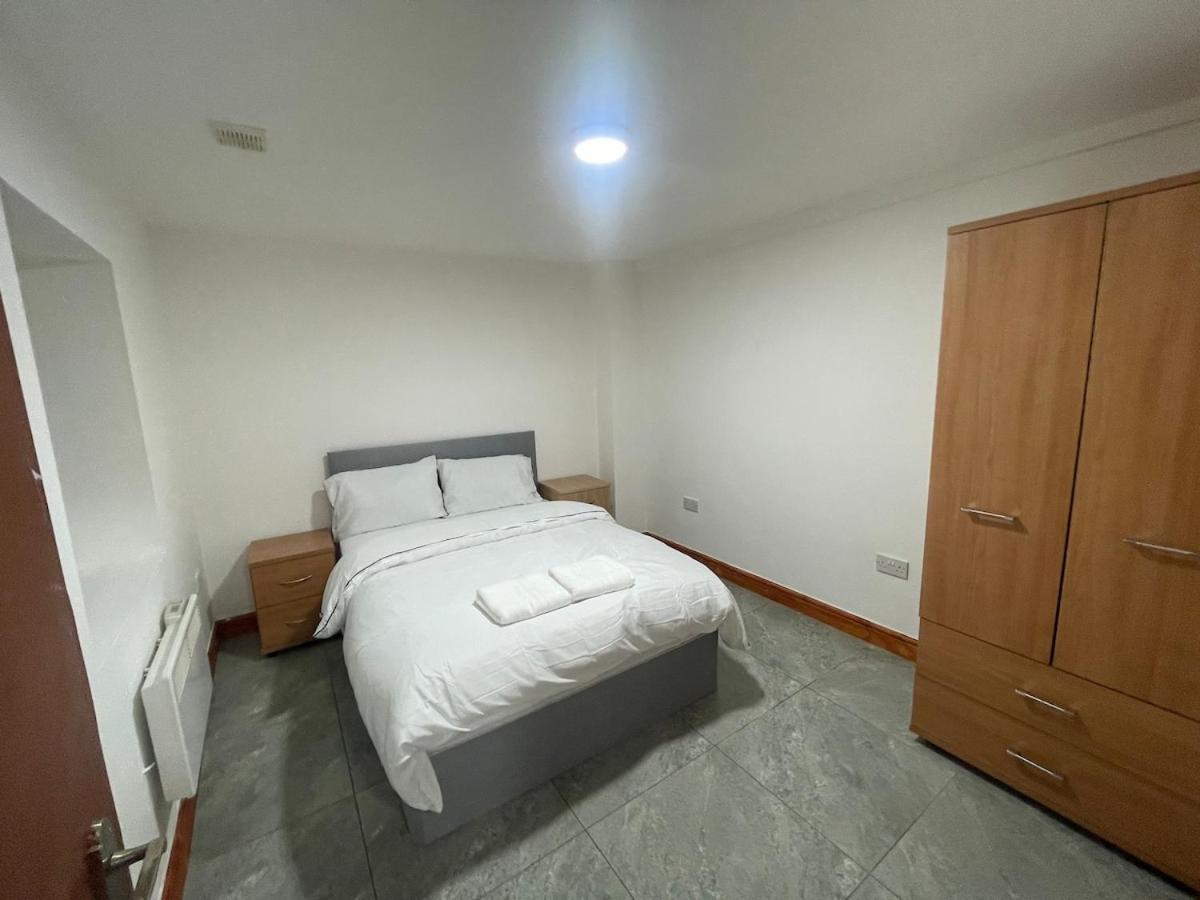 Rusholme Flat-greater * Manchester