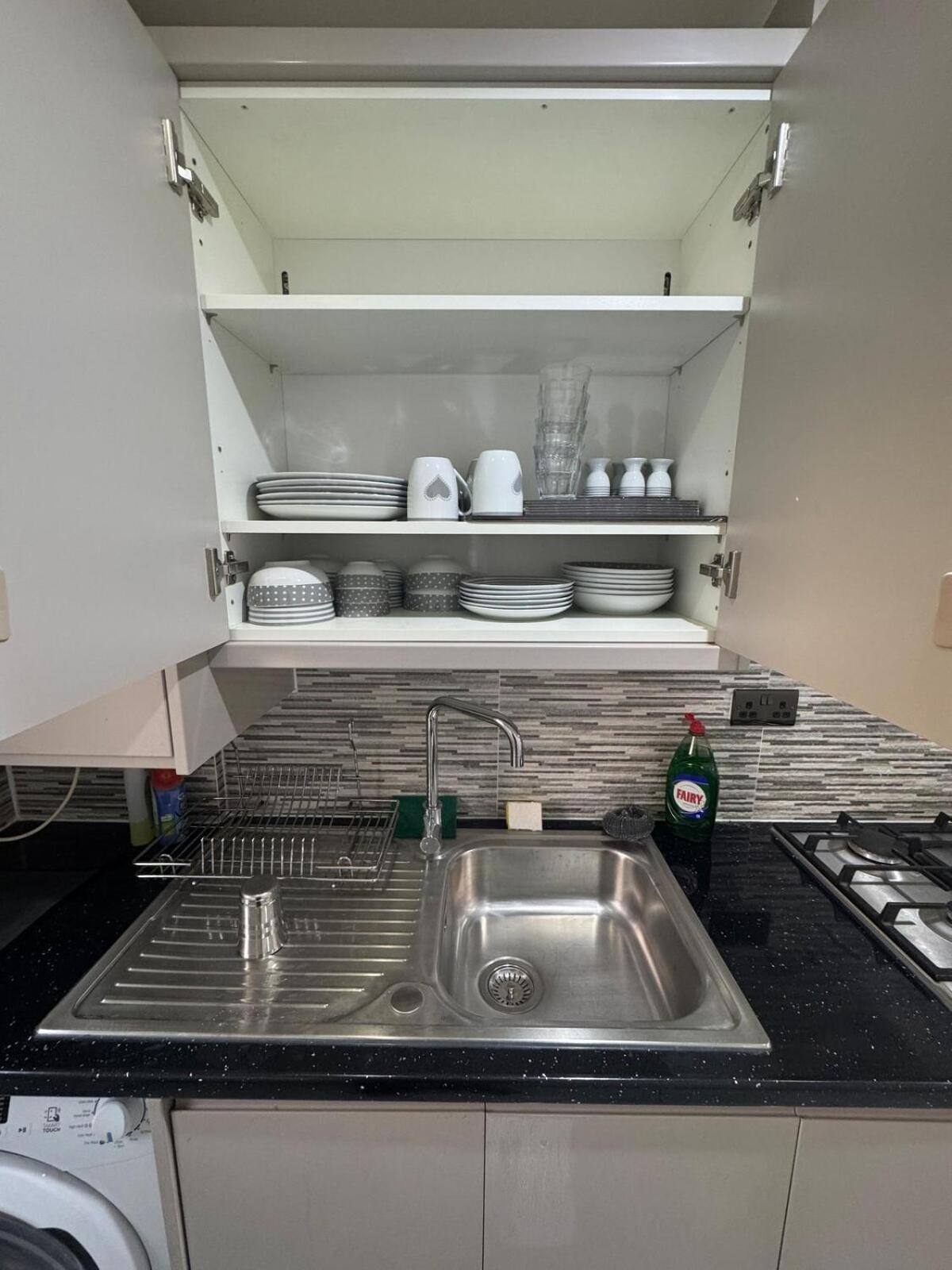 Sindhu Luxury Apartment *