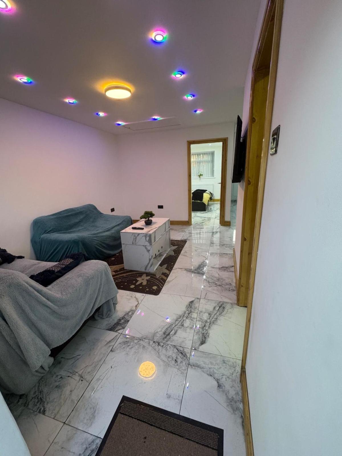 Apartment Sindhu Luxury Manchester