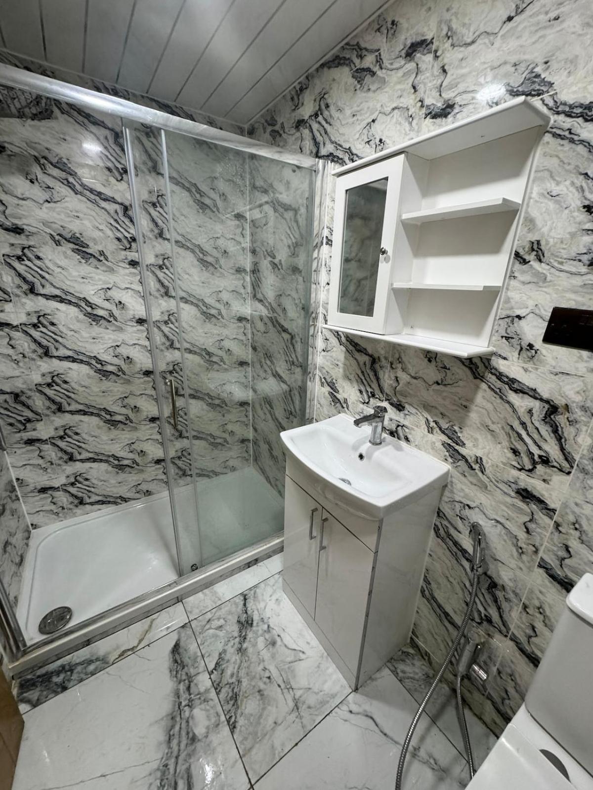 Sindhu Luxury * Manchester