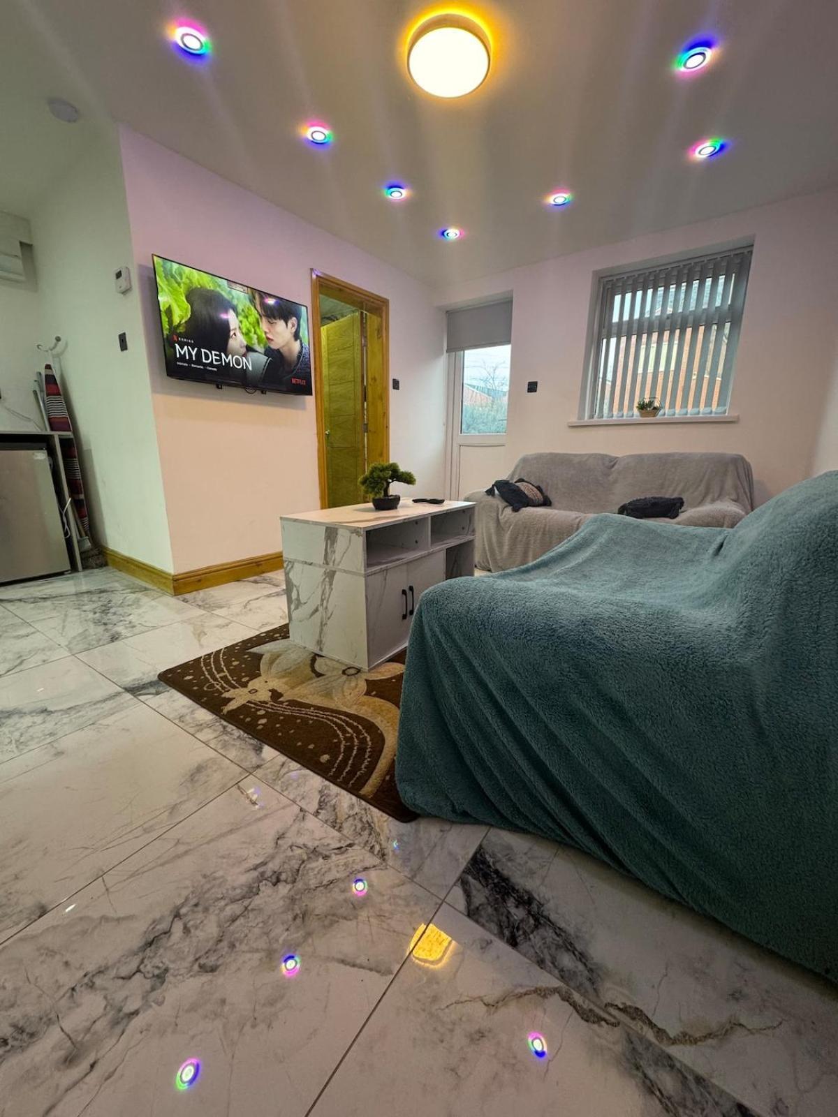Apartment Sindhu Luxury Manchester