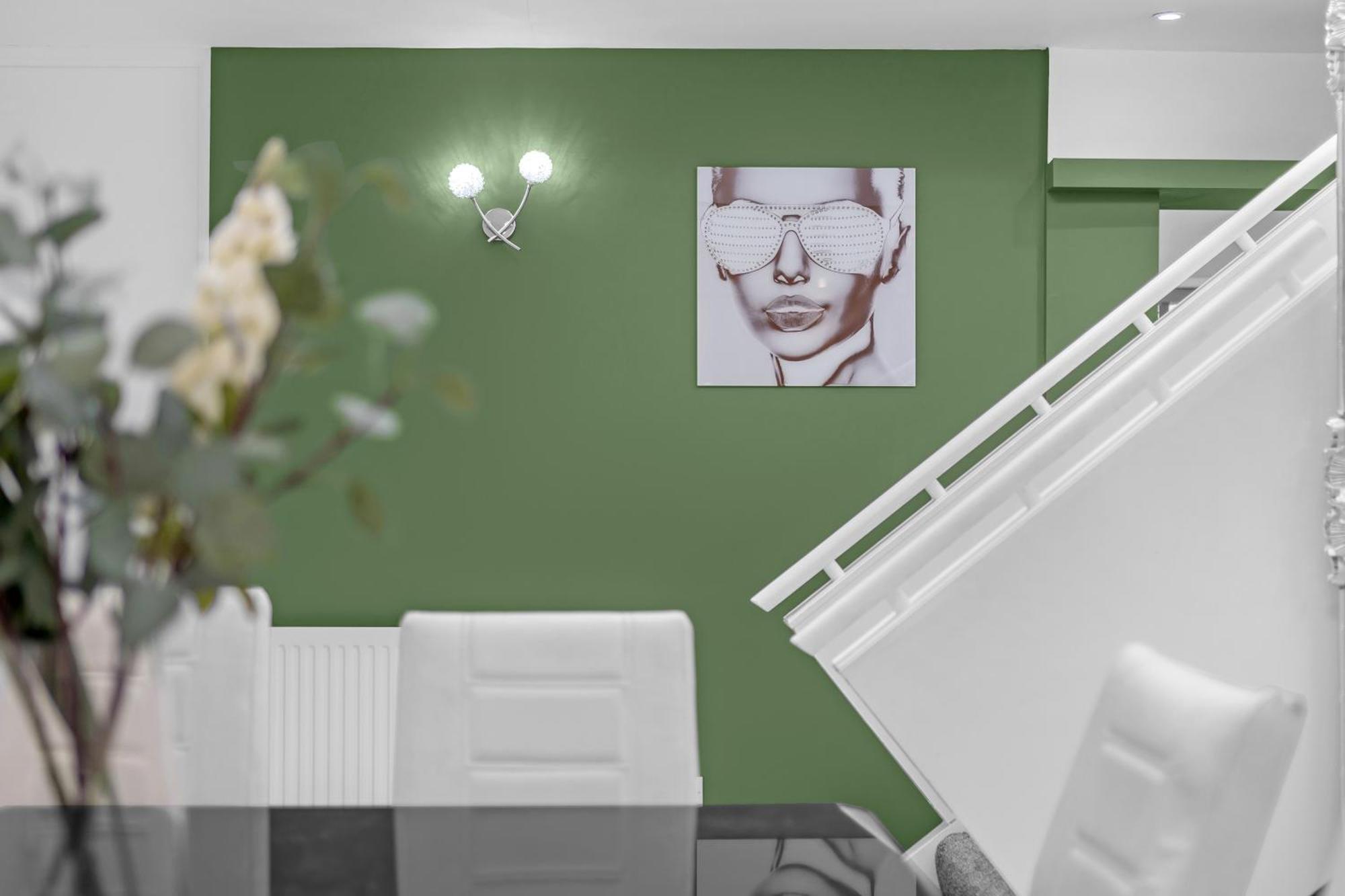 House Retreat - Sleeps 18 Vakantiehuis