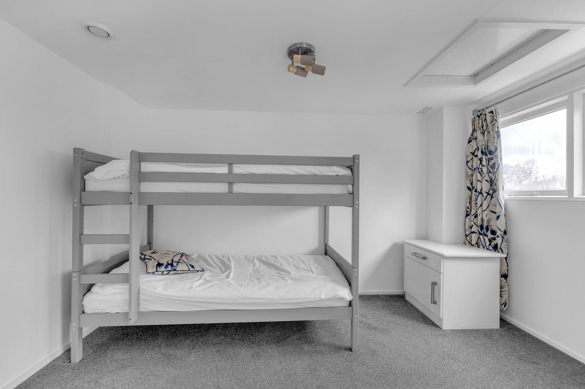 House Retreat - Sleeps 18 Holiday home