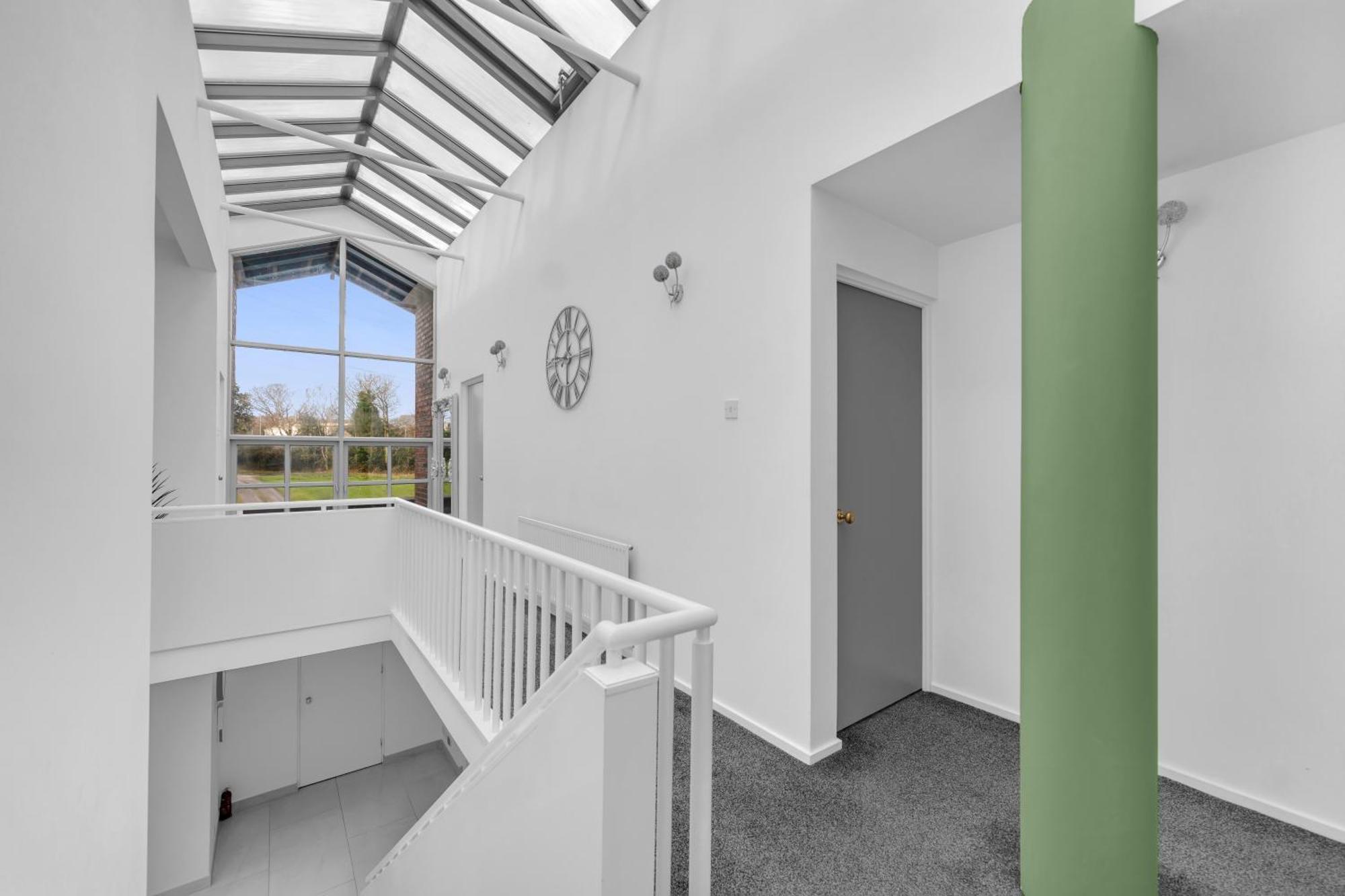 House Retreat - Sleeps 18 Vakantiehuis *