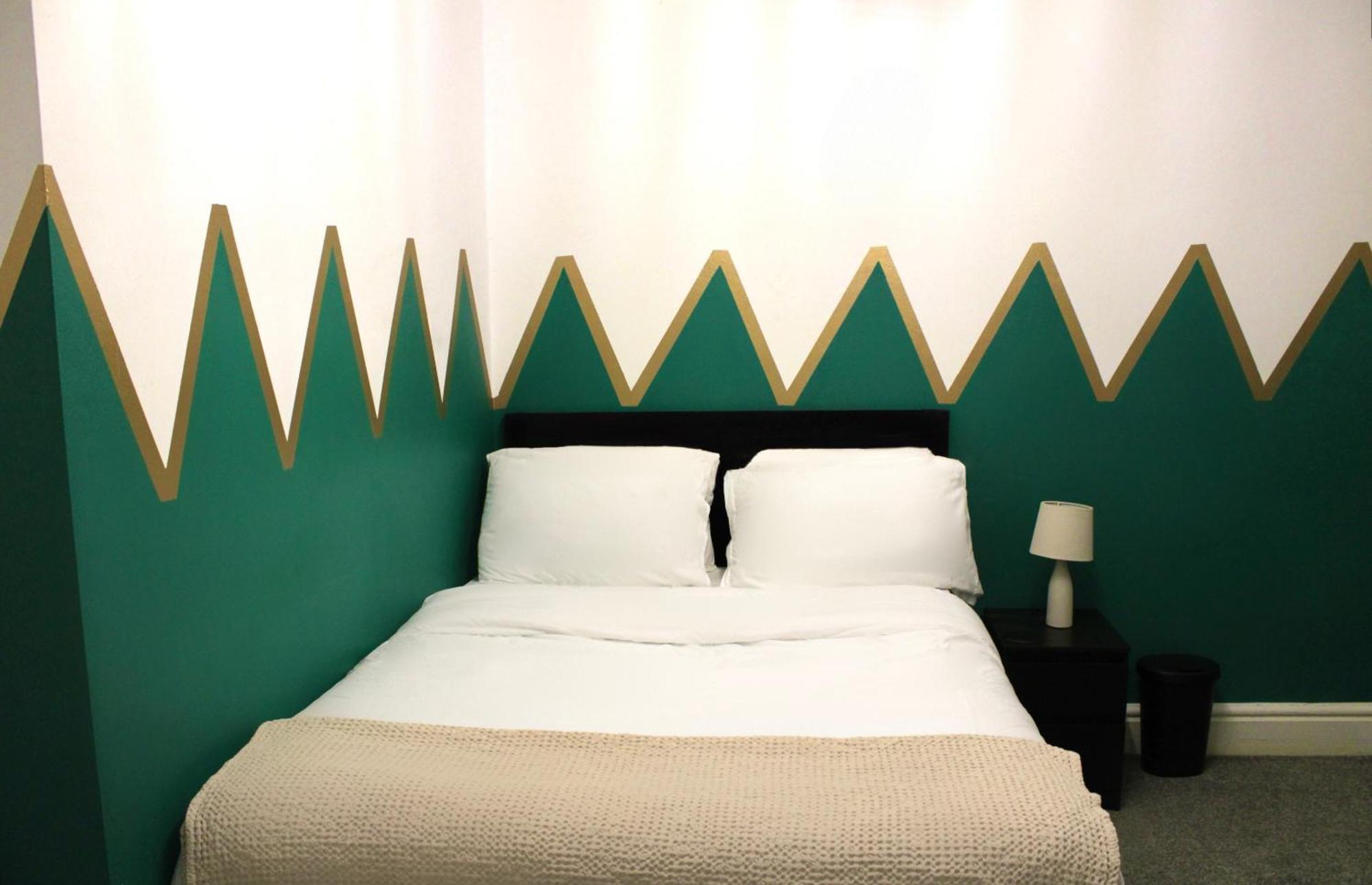 Stylish Near Etihad Stadium Holiday home