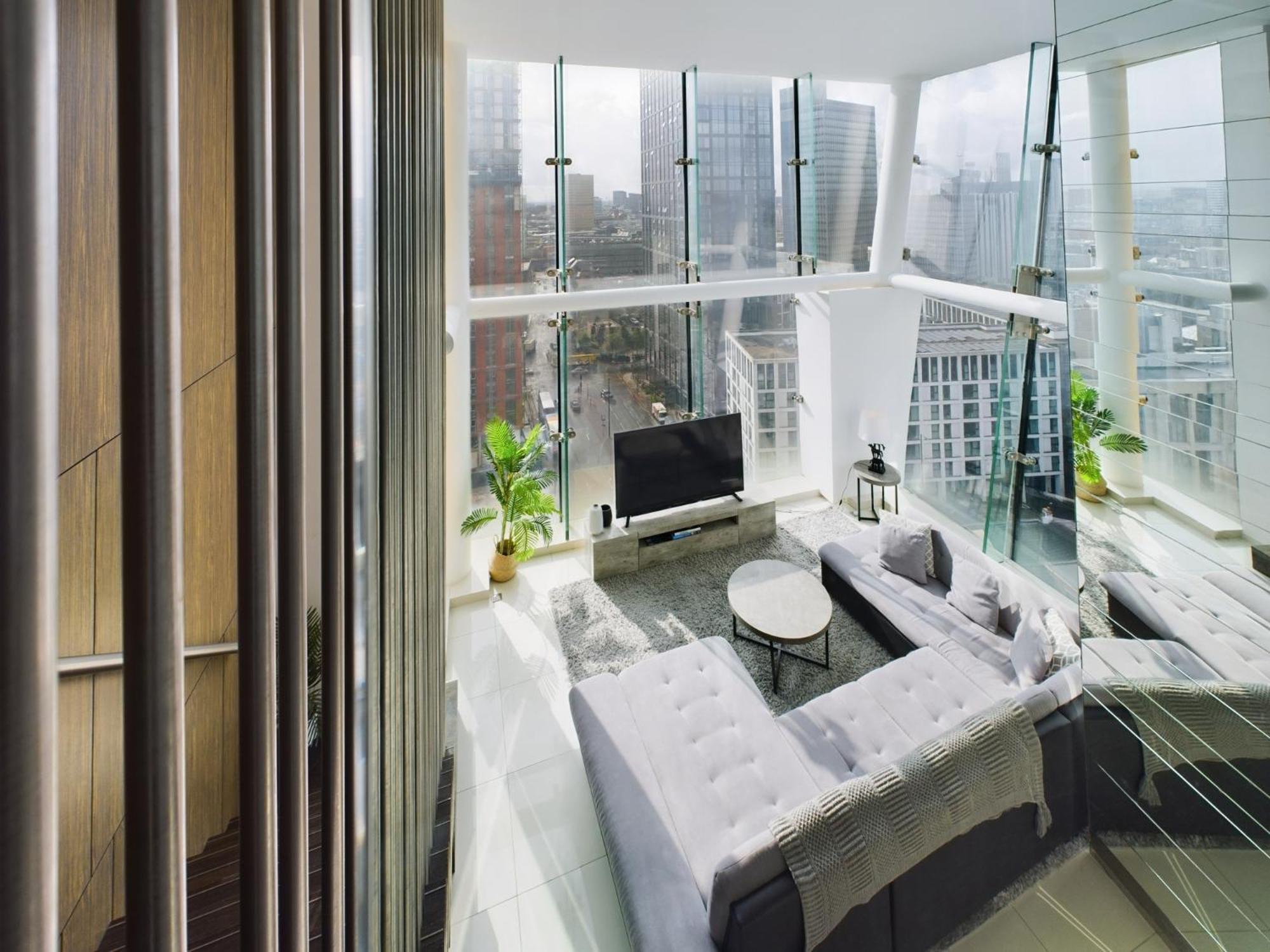 Amazing Skyline Views 3br Duplex With Free Parking