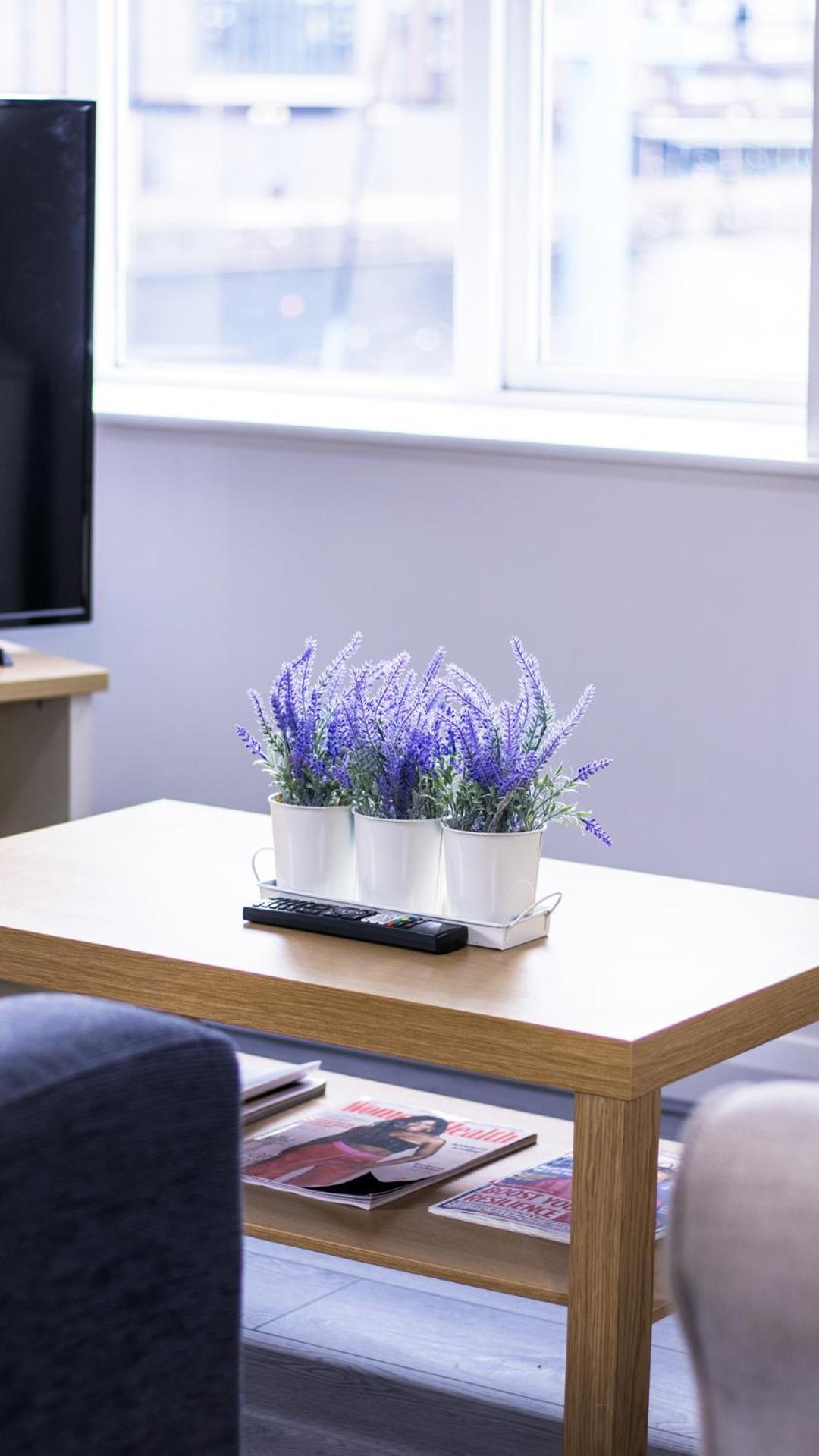 Great 2bed In Salford Quays With Water View Apartment *