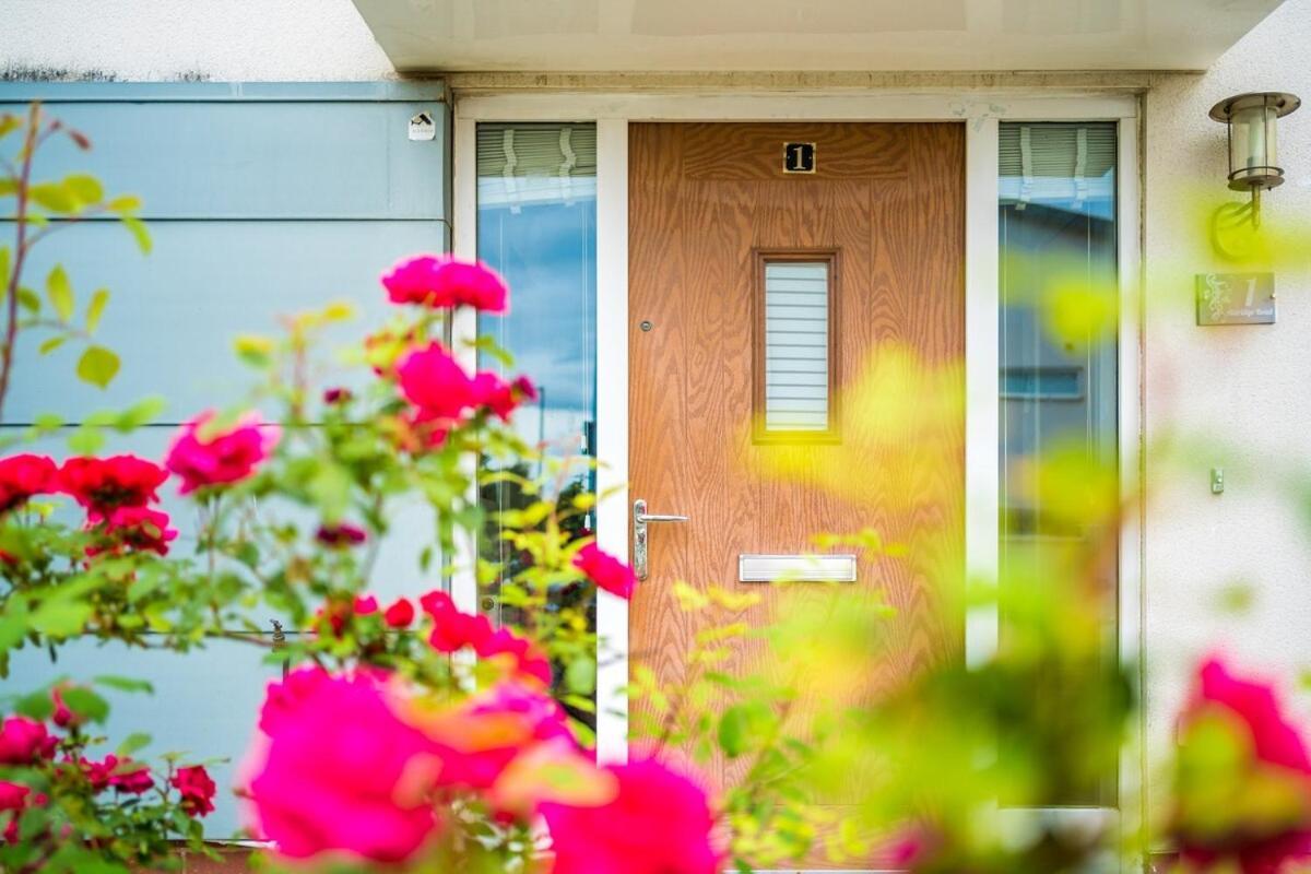Holiday home Four Bedroom House By Brookland Serviced Short Lets With Free Wifi *
