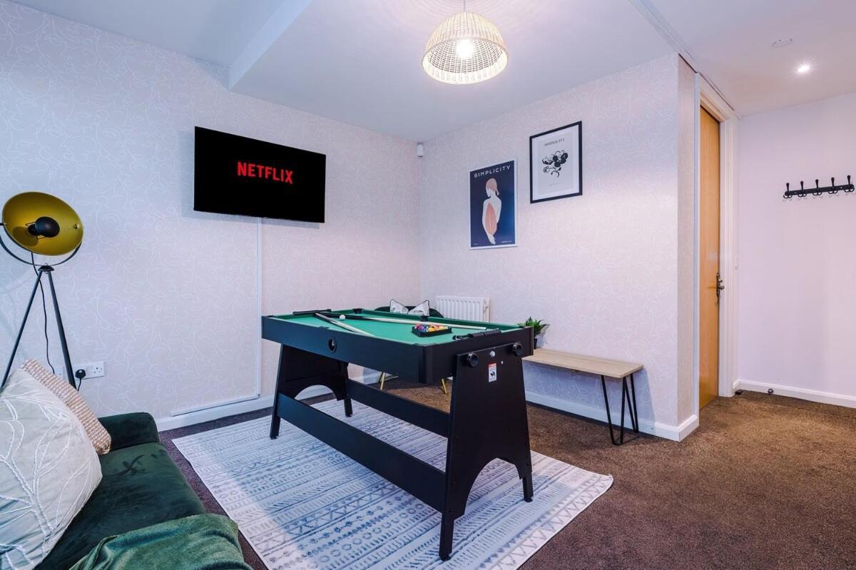 Three Bedroom House By Brookland Serviced Short Lets With Free Wifi *