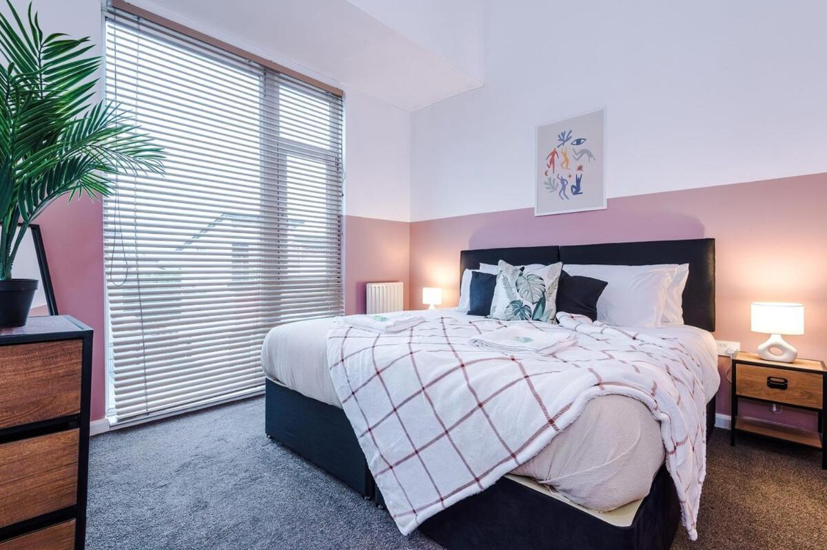 Three Bedroom House By Brookland Serviced Short Lets With Free Wifi