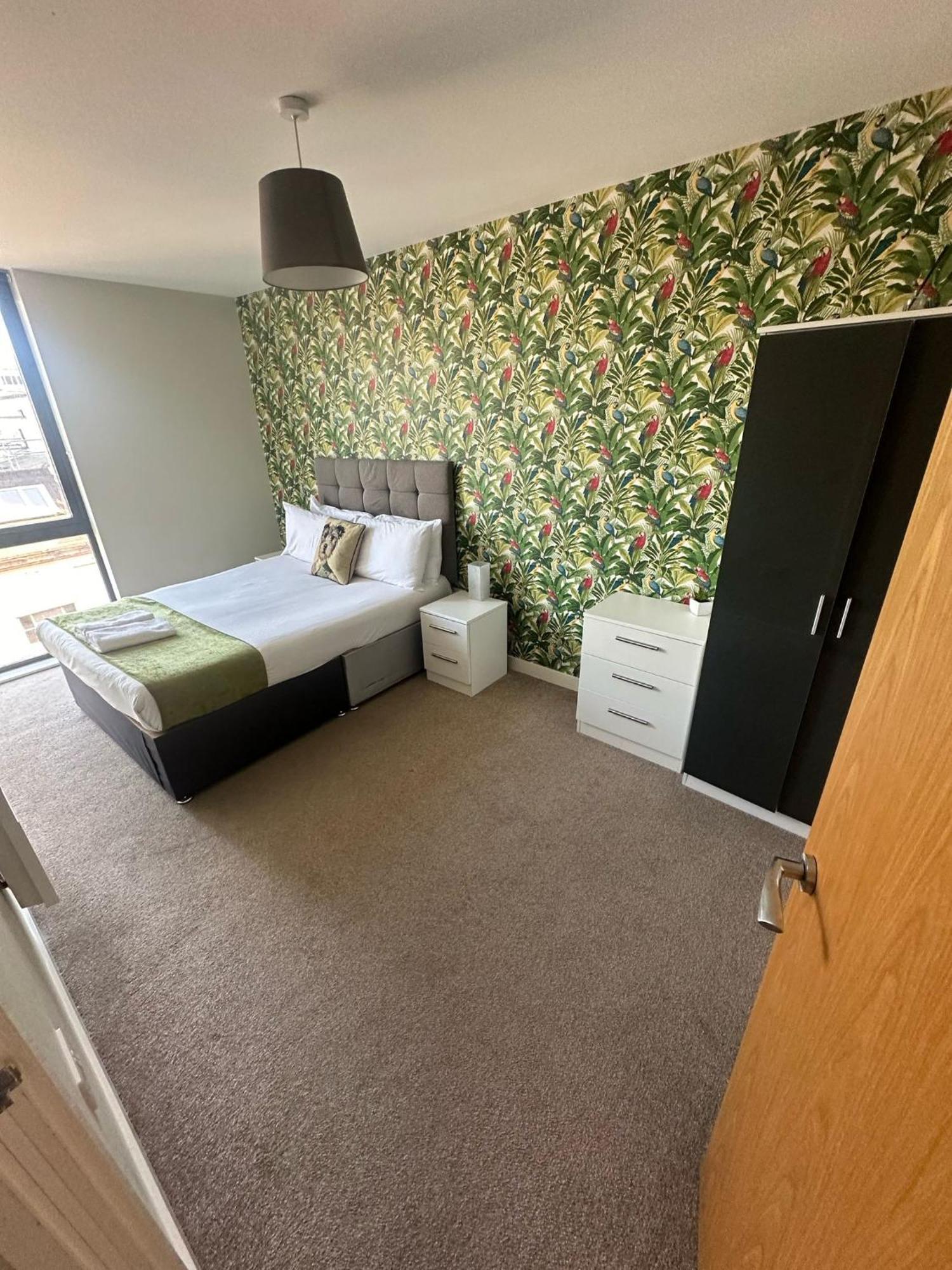 Apartment Adelphi Wharf By Beehosting
