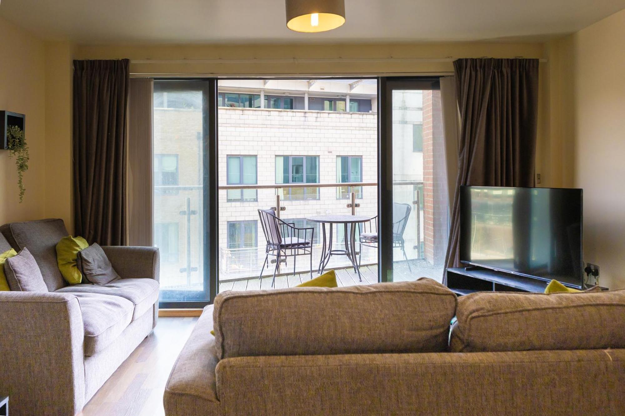 The Elegant 2 Bed Ensuite Flat In Deansgate Apartment *
