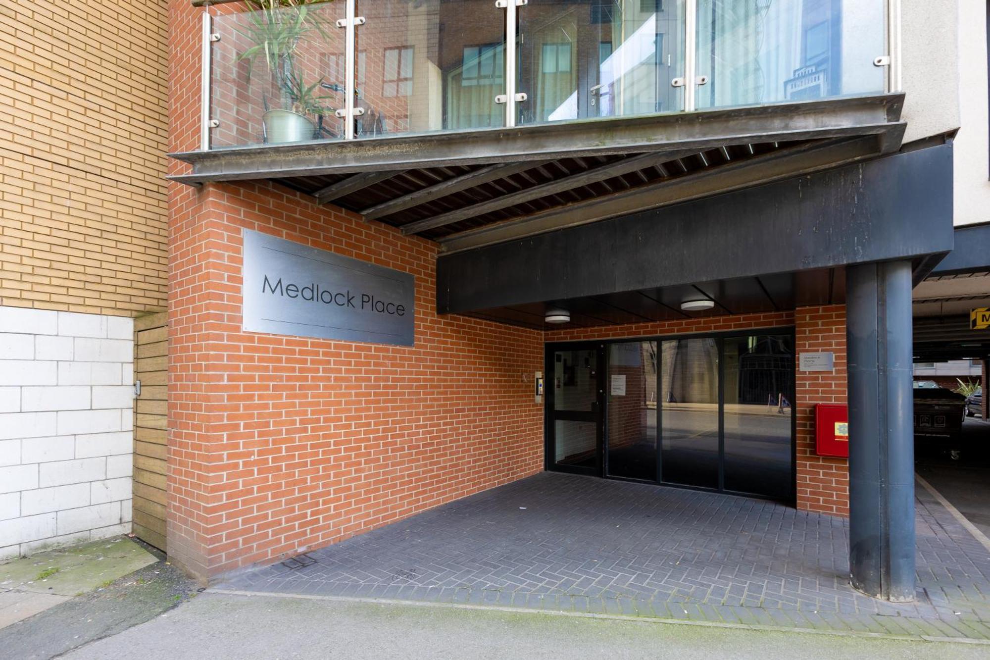 The Elegant 2 Bed Ensuite Flat In Deansgate Apartment Manchester