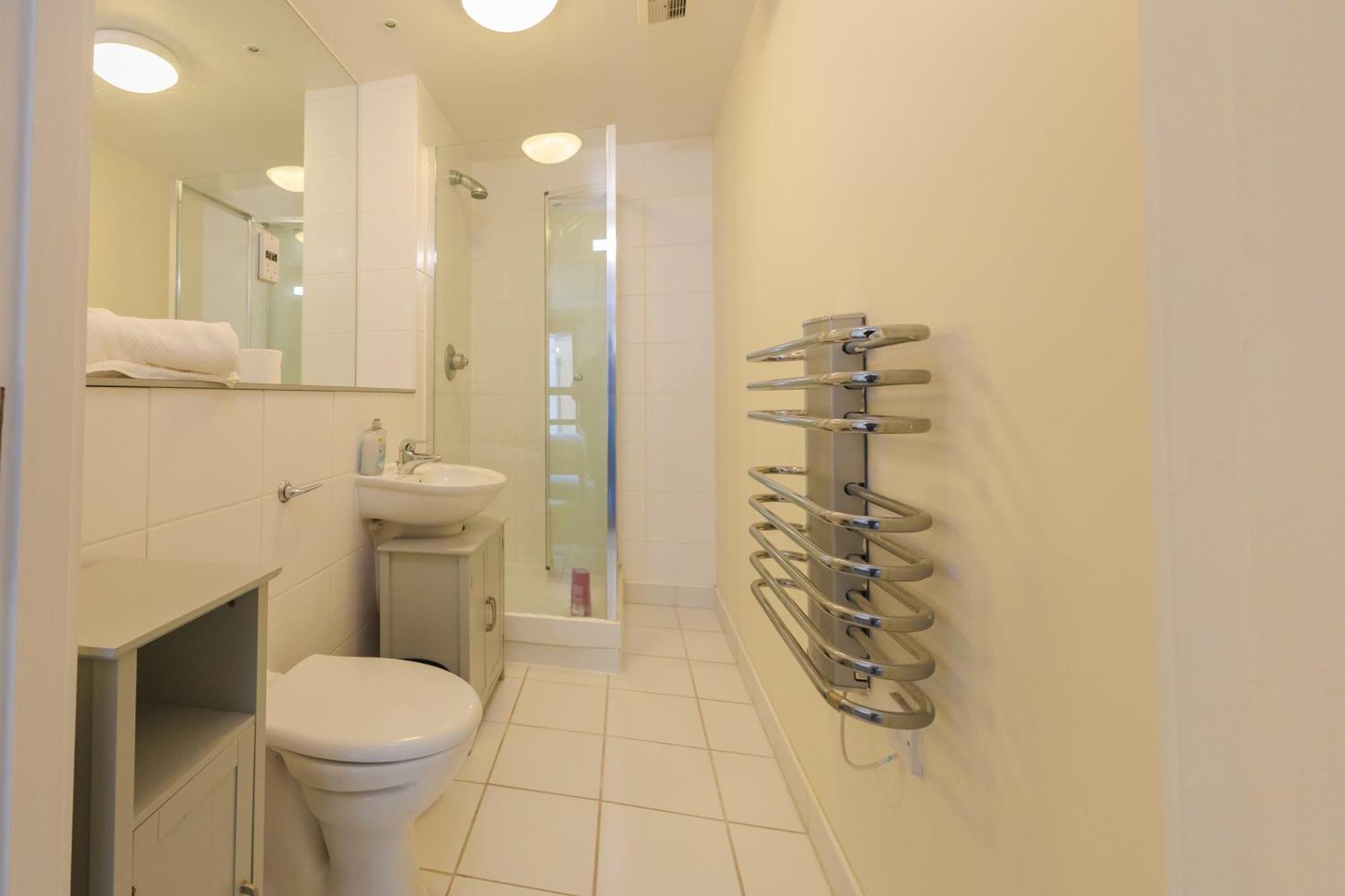 The Elegant 2 Bed Ensuite Flat In Deansgate Apartment