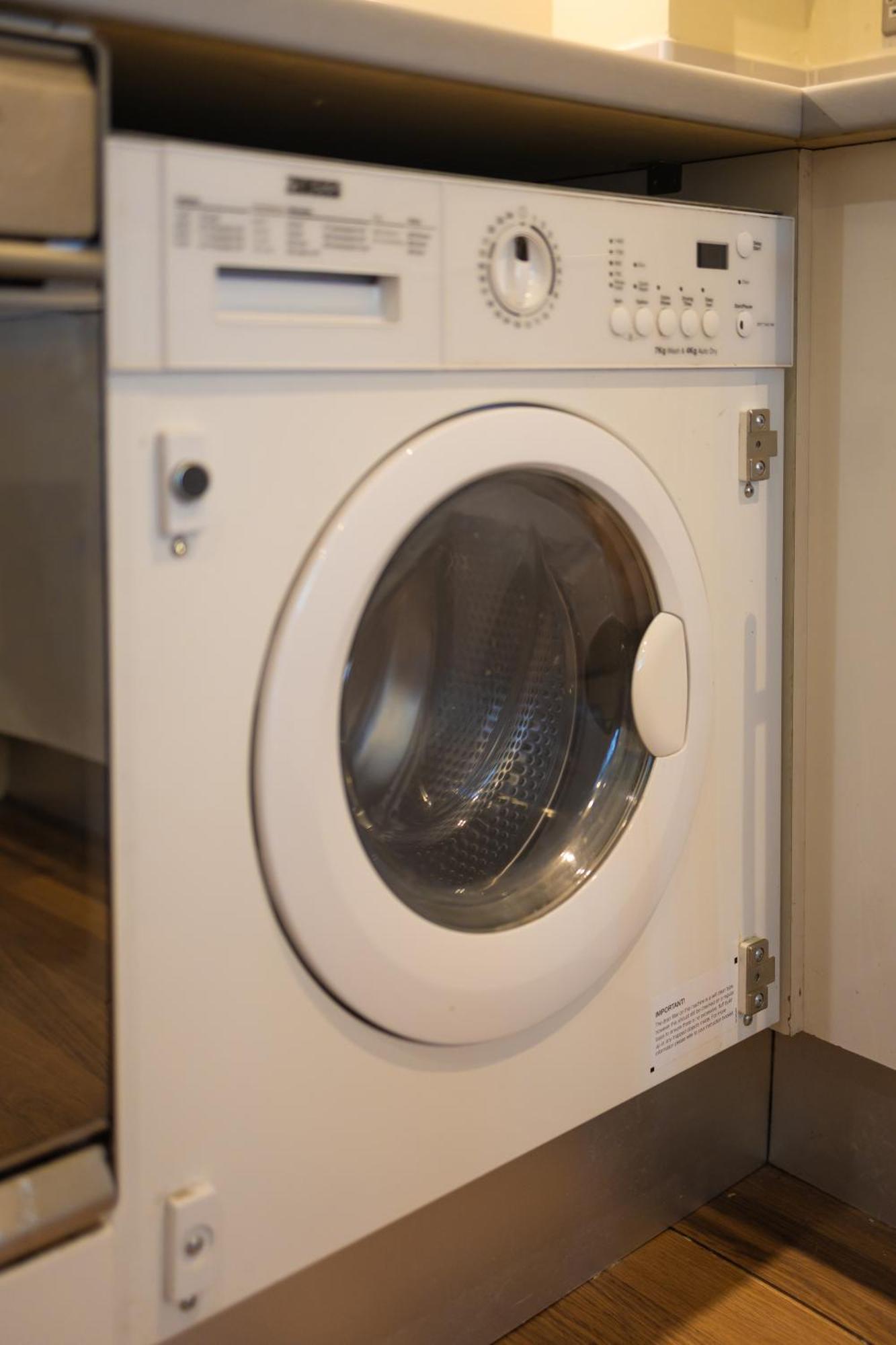The Elegant 2 Bed Ensuite Flat In Deansgate Apartment Manchester