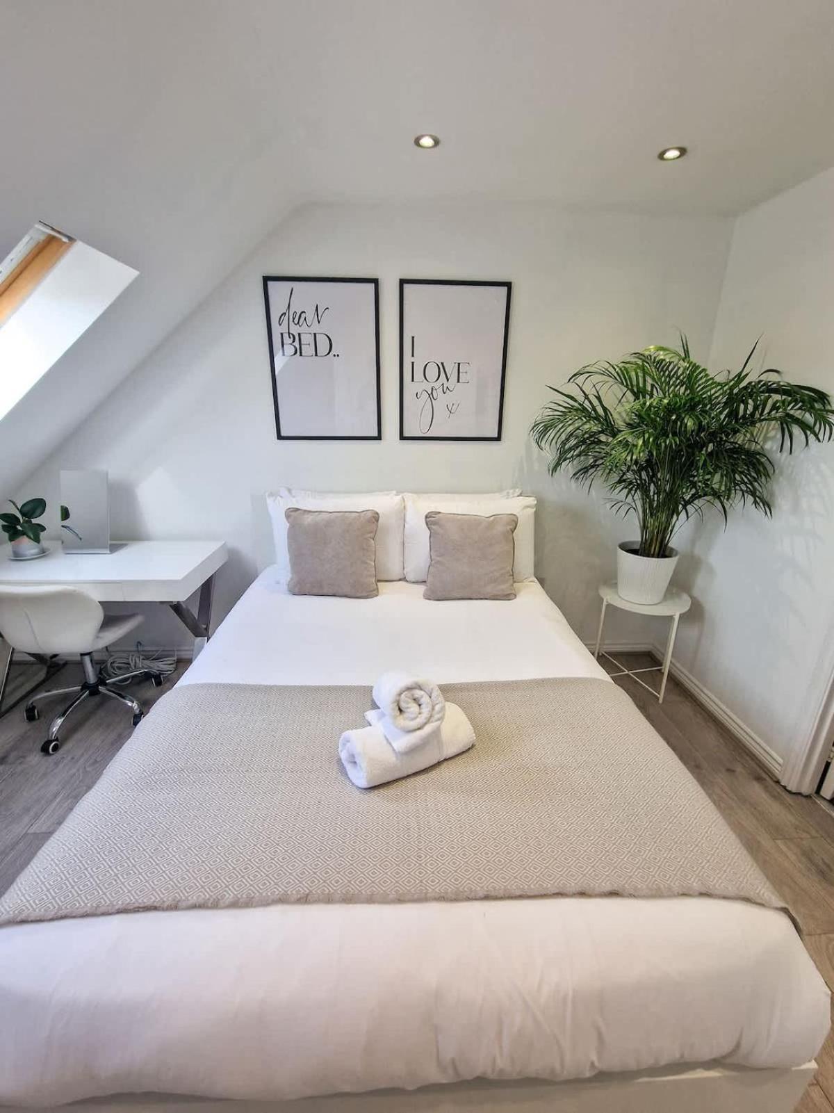 3 Bedroom Near Centre By Superhost Holiday home Manchester