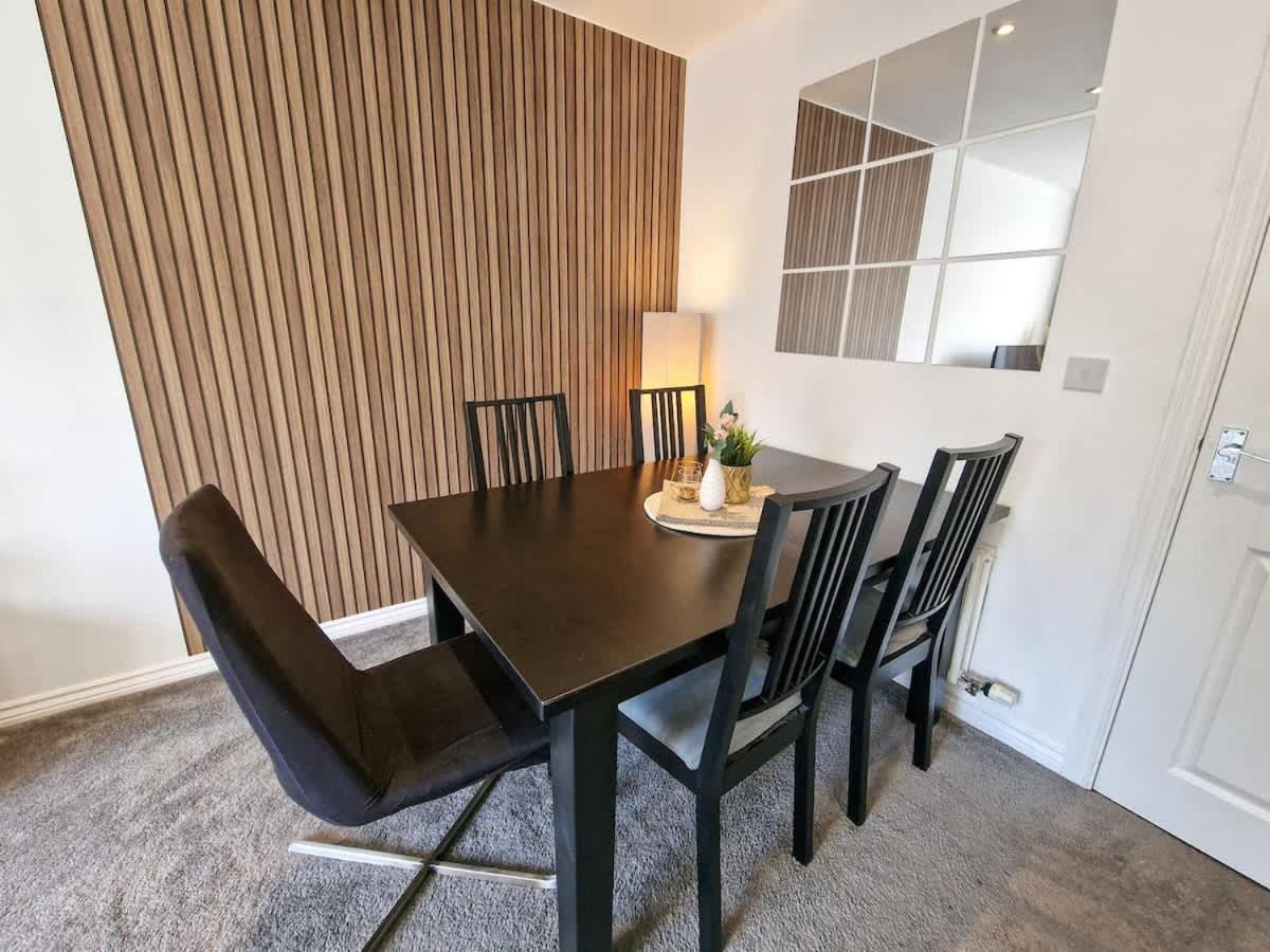 3 Bedroom Near Centre By Superhost