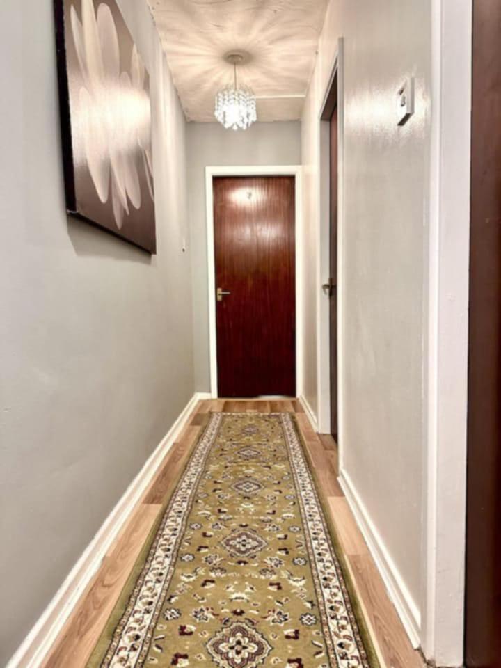 Prime Centre Apartment!