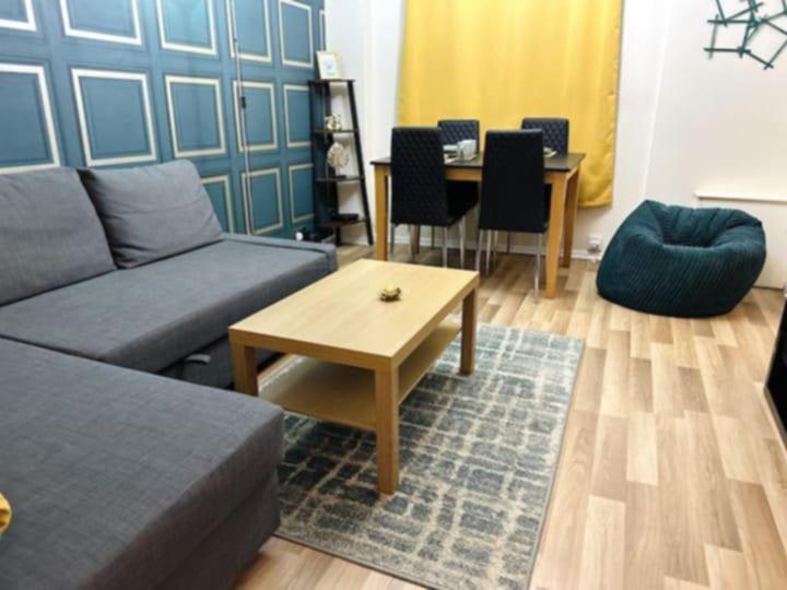 Apartment Prime Centre Apartment!