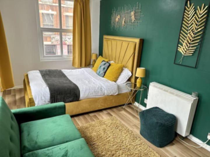 Prime Centre Apartment! *