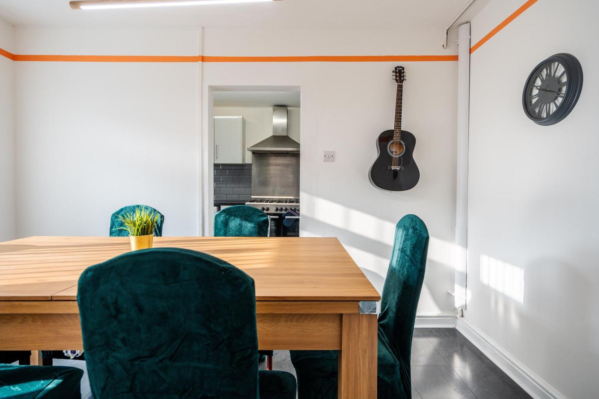 The Jade - Pool Table - Man Utd - Centre - 4bd Holiday home *