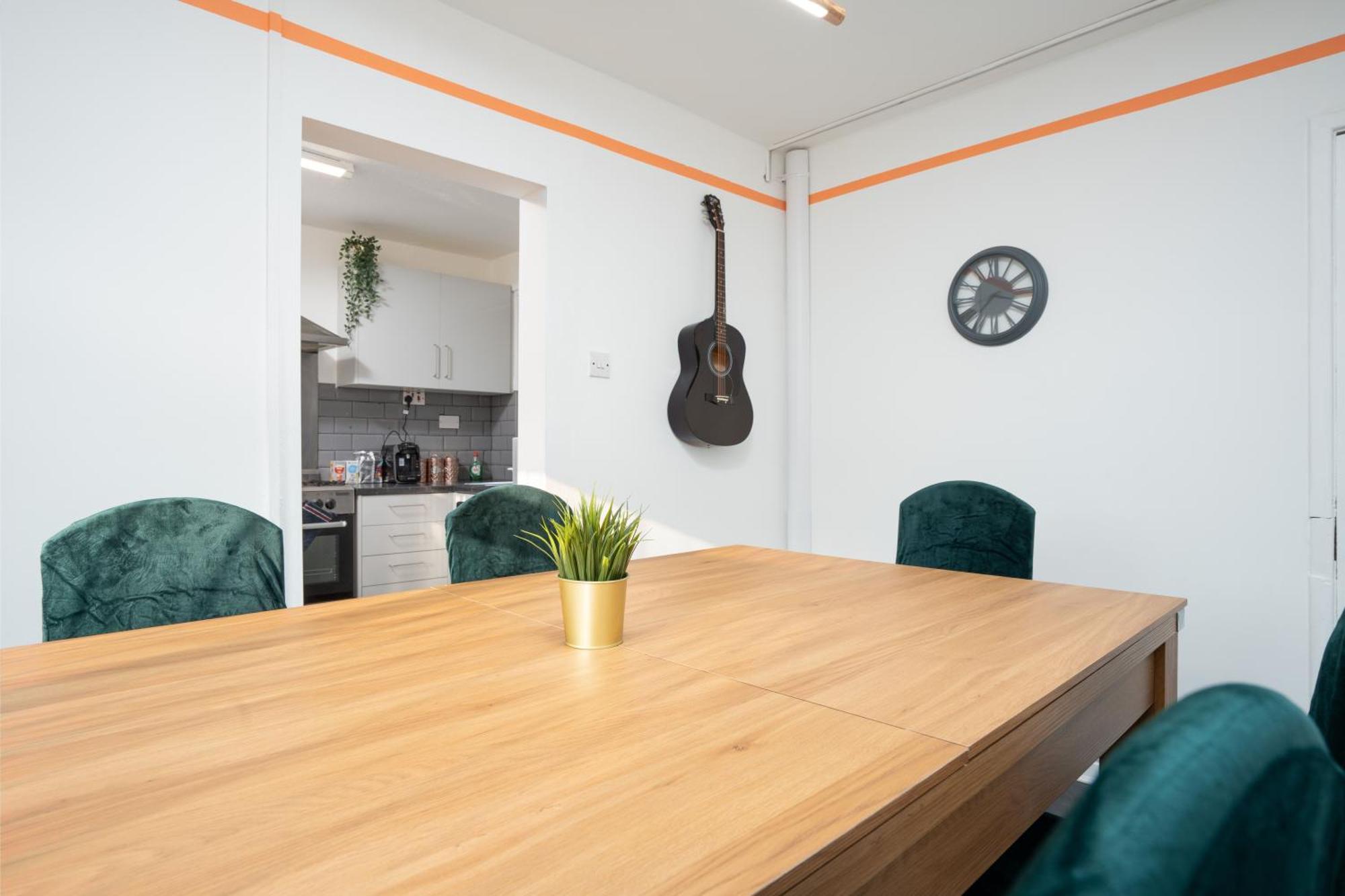 The Jade - Pool Table - Man Utd - Centre - 4bd Holiday home