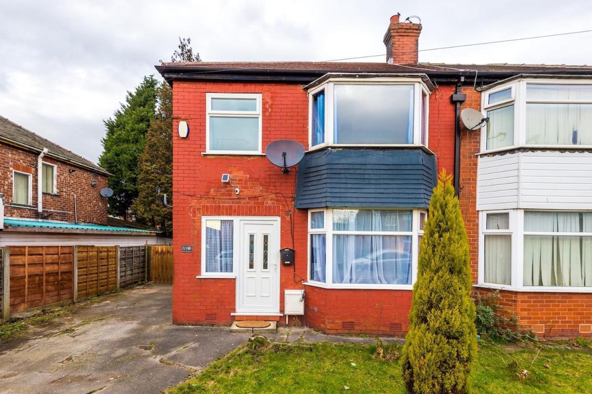 The Stadium Retreat Holiday home Manchester
