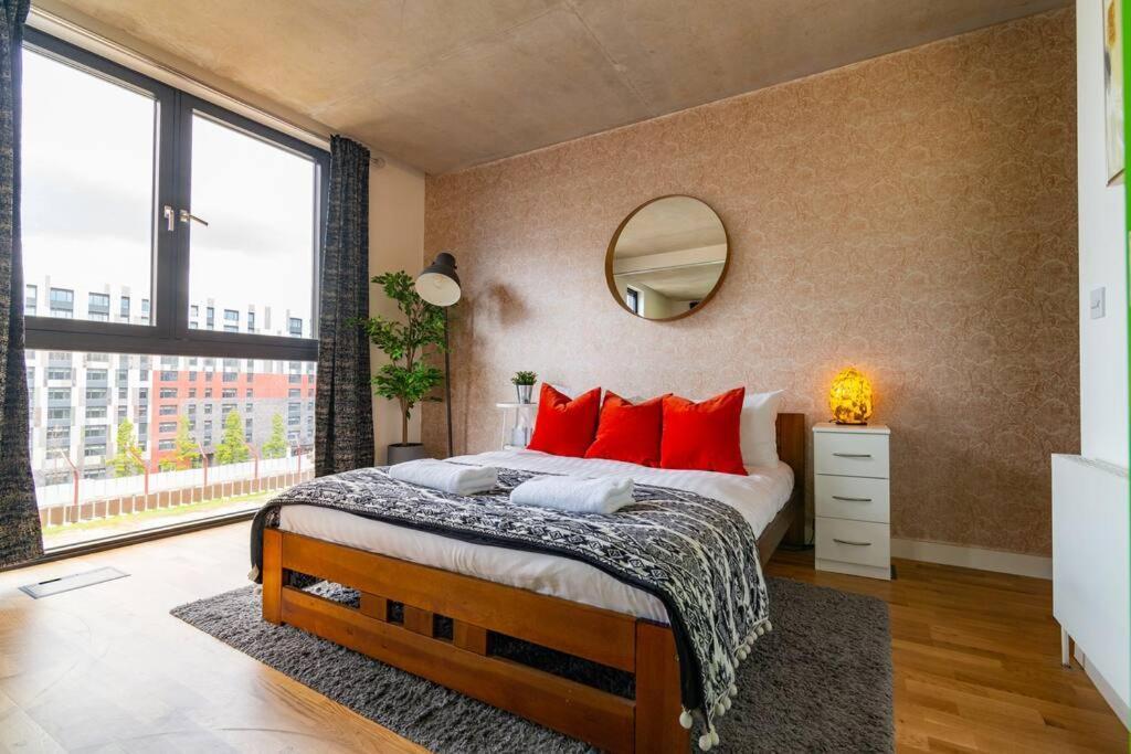 Superhost - Beautiful Canal Facing Appartement Manchester