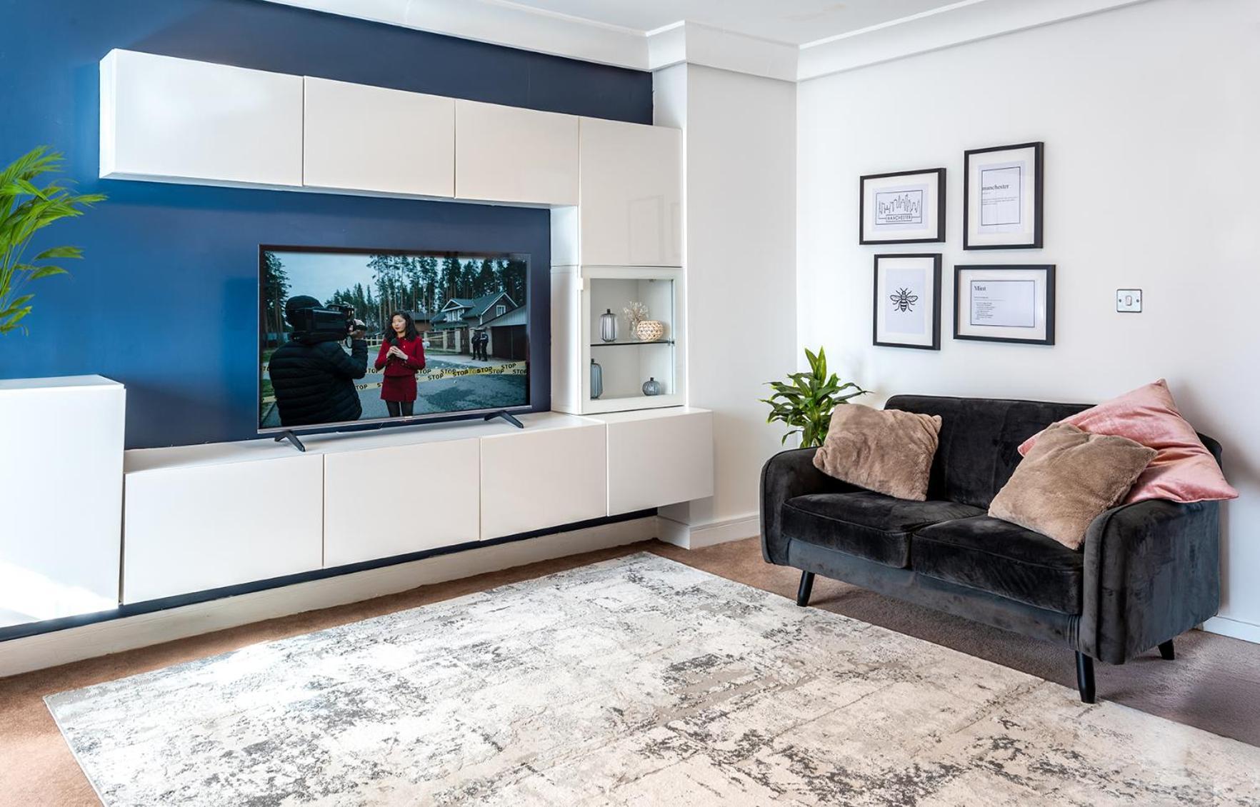 Modern Near Etihad, Coop Live Apartment *
