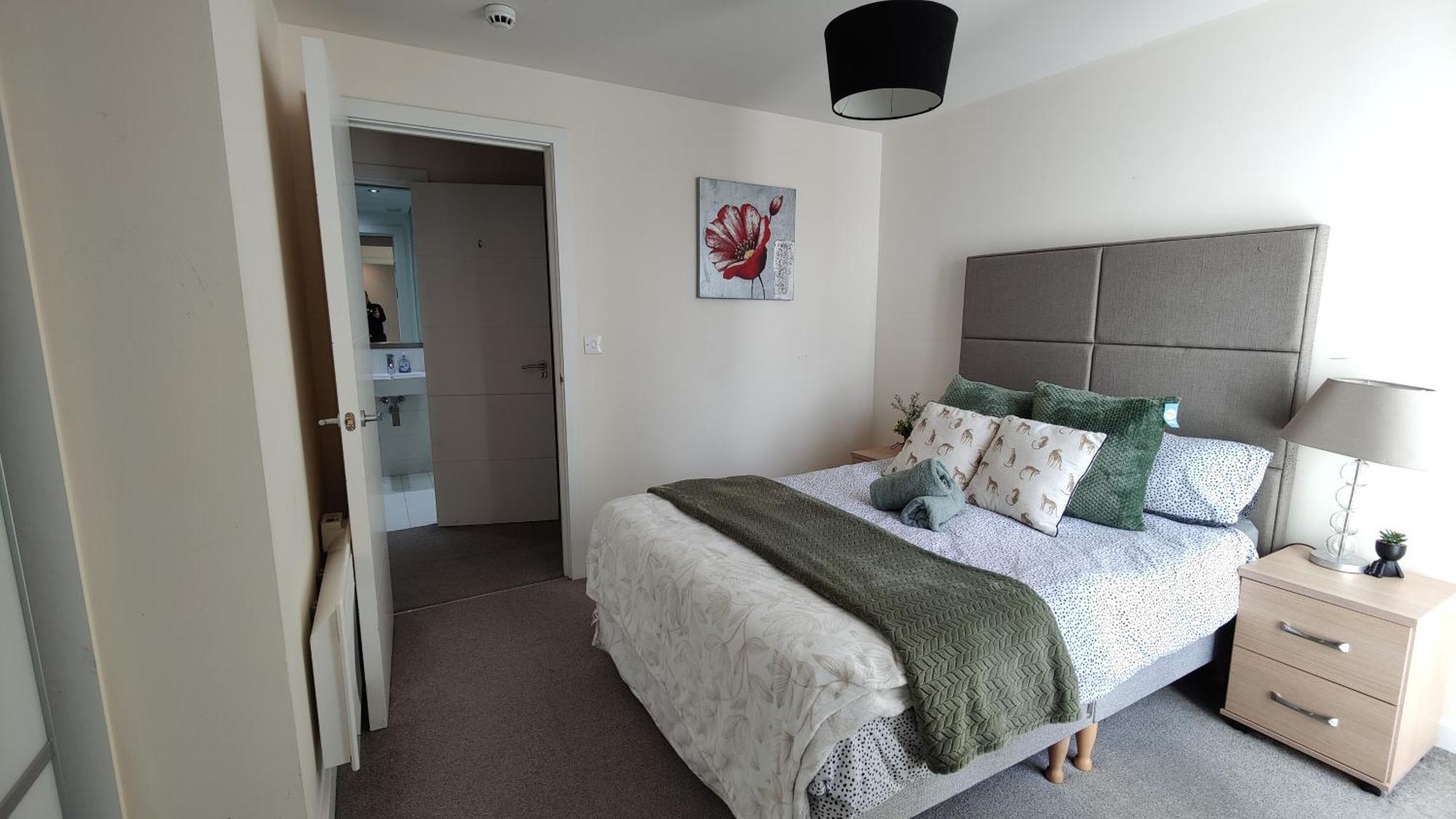 Apartment Comfort 2 Bedrooms 2 Bathrooms - Walks To Ao Arena, Shopping & Business Centre In Minutes