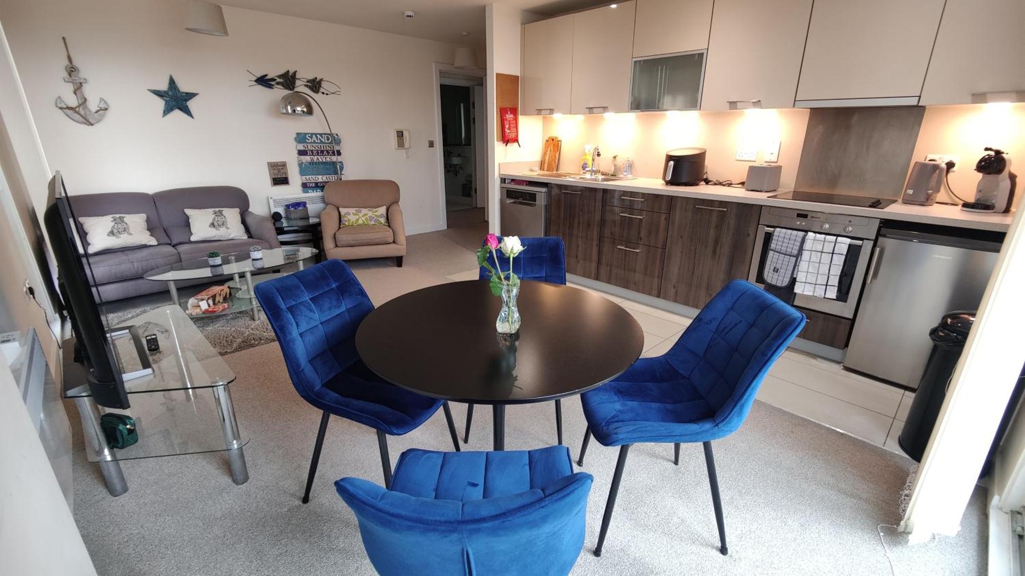 Comfort 2 Bedrooms 2 Bathrooms - Walks To Ao Arena, Shopping & Business Centre In Minutes Apartment