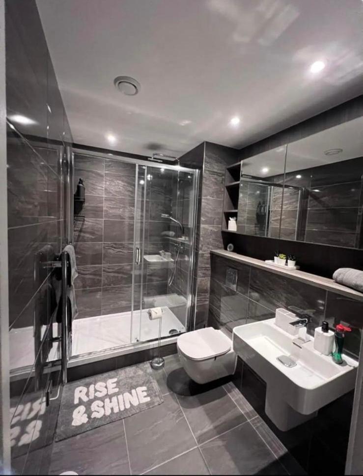 3 Bedroom Penthouse In The Centre Deansgate New Build High Floor * Manchester