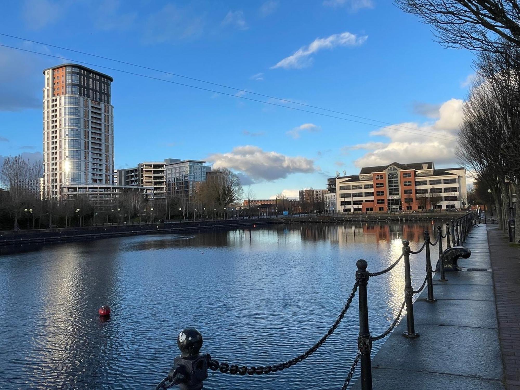 Entire Top-floor Views Near Media & United Manchester