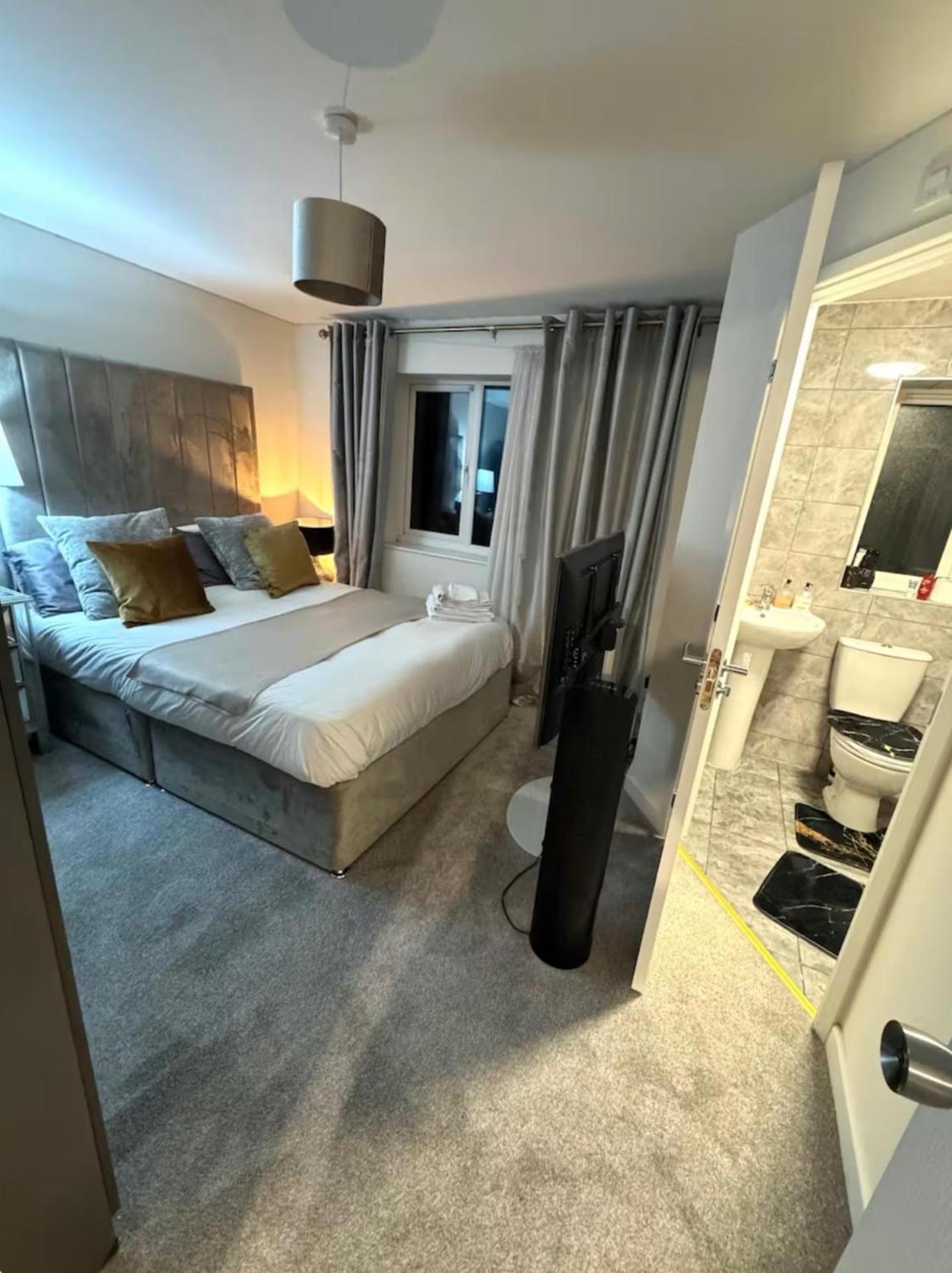 Stylish House Retreat In Manchester