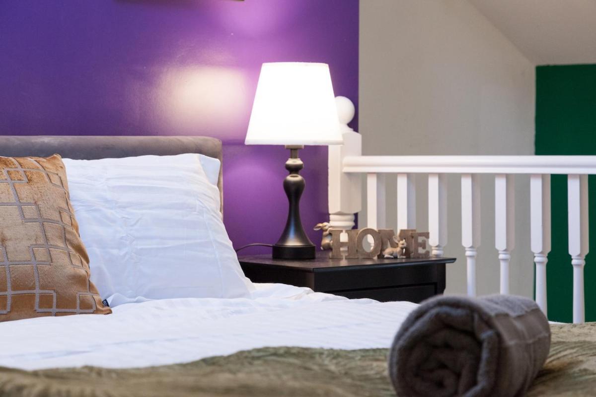 Victorian Elegance At Kingscliffe, Sleeps 17