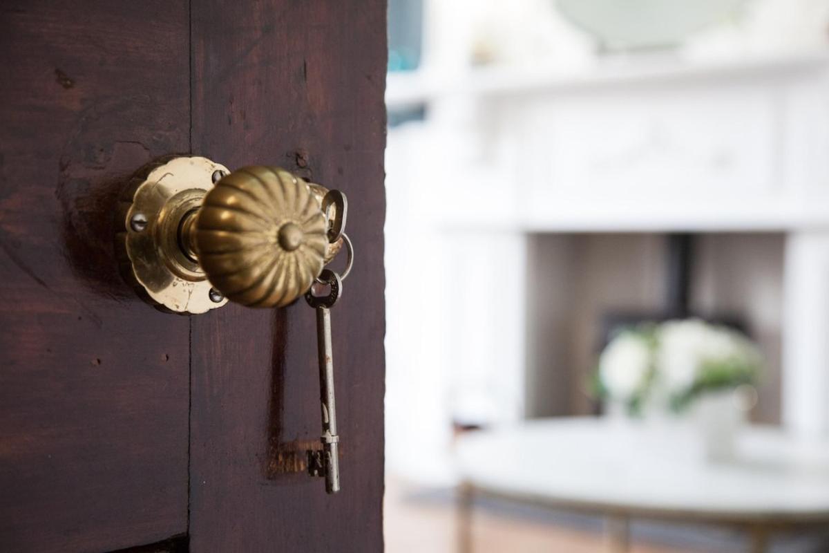 Victorian Elegance At Kingscliffe, Sleeps 17 Villa