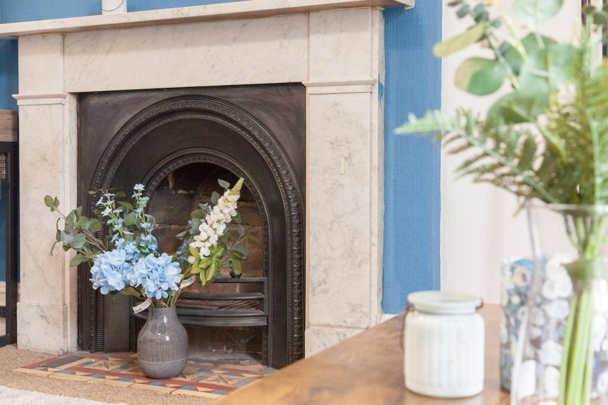 Victorian Elegance At Kingscliffe, Sleeps 17 Villa