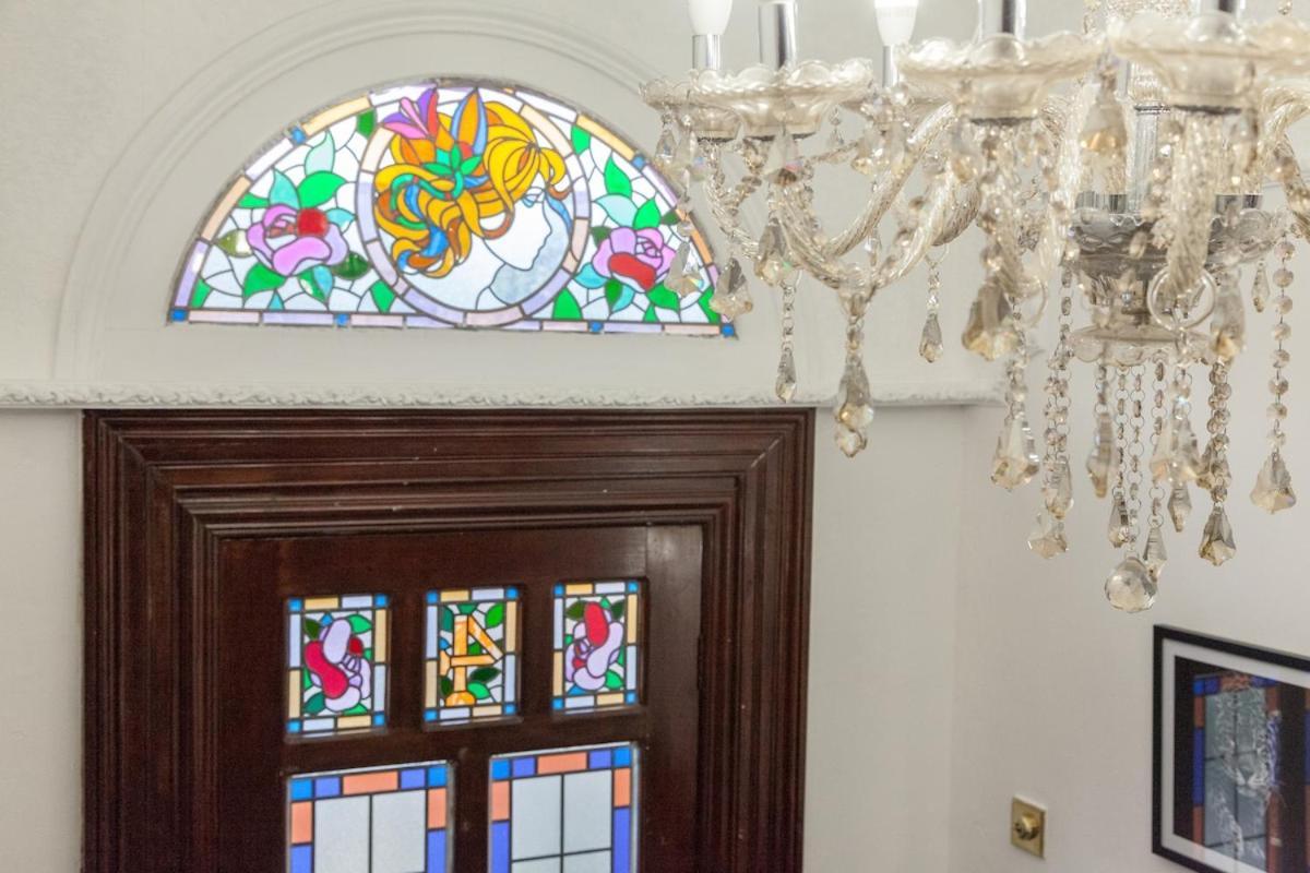 Victorian Elegance At Kingscliffe, Sleeps 17 Villa Manchester