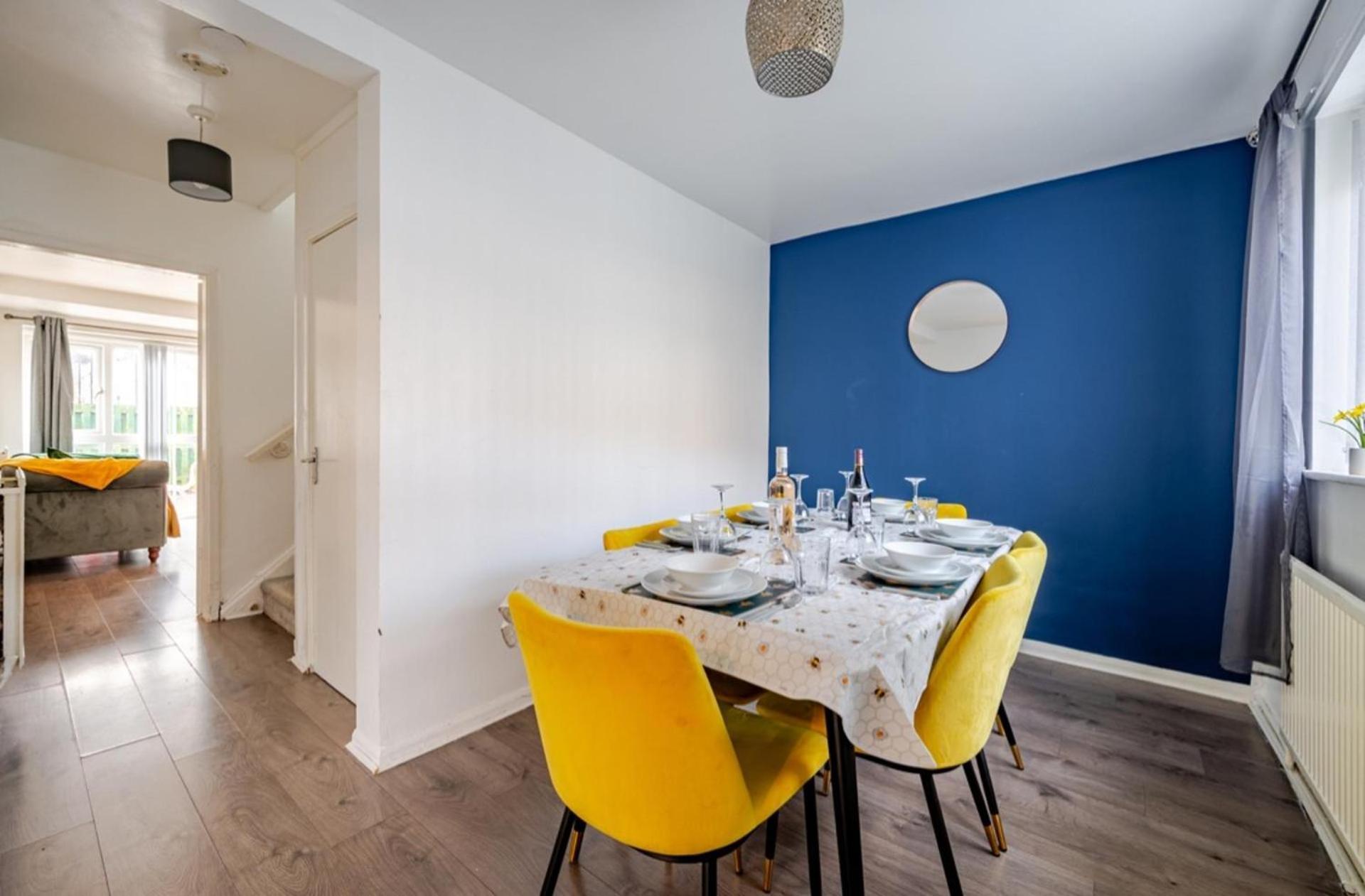 Hillside Haven In Holiday home Manchester