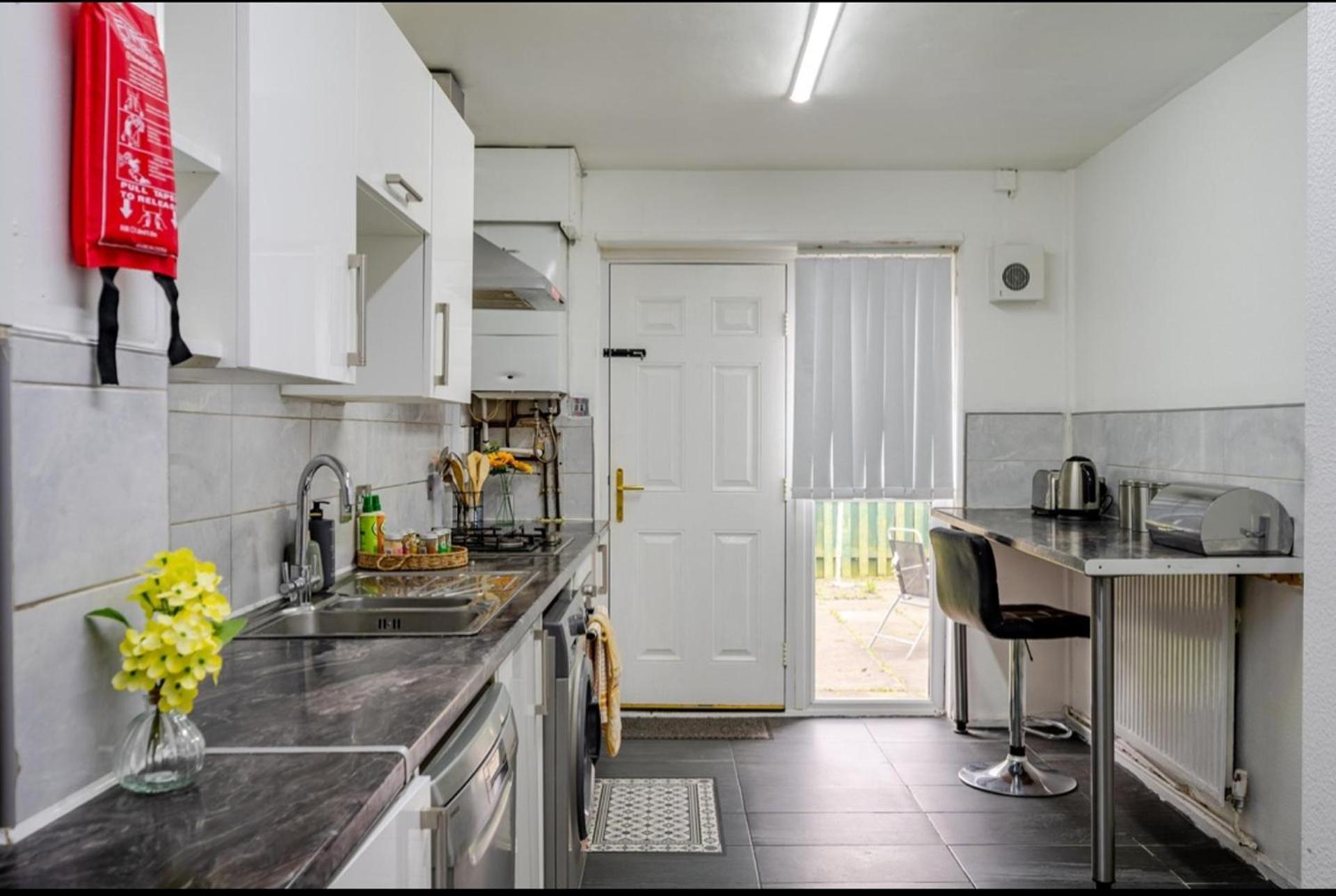 Hillside Haven In Holiday home Manchester