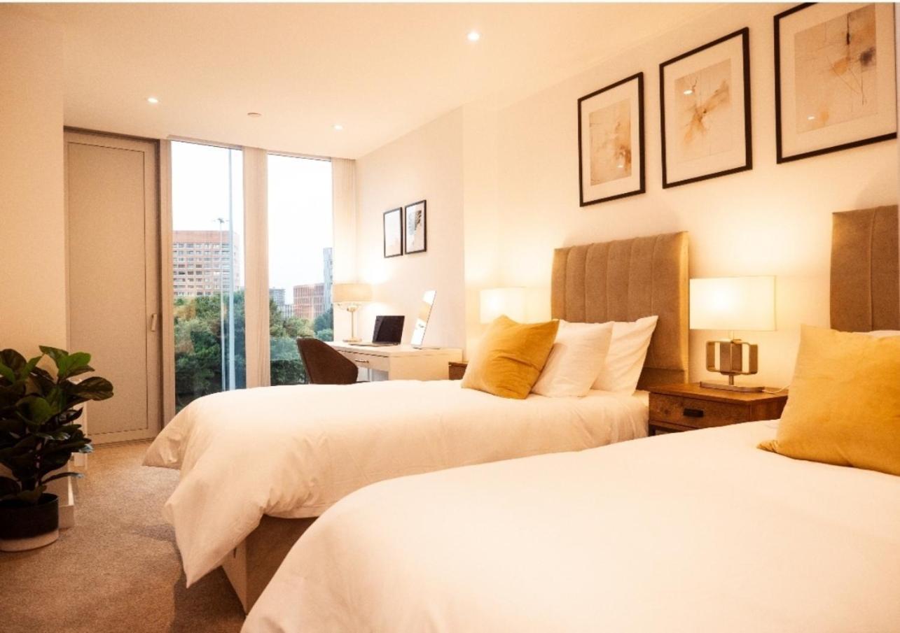 Luxurious Flat In * Manchester